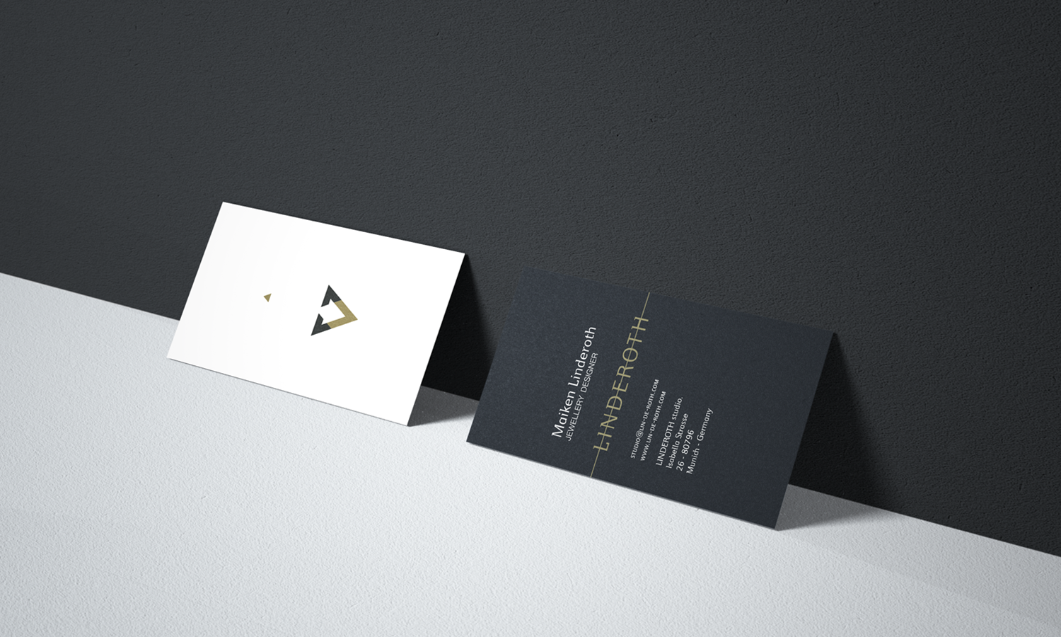 Business card design for Linderoth Jewellery