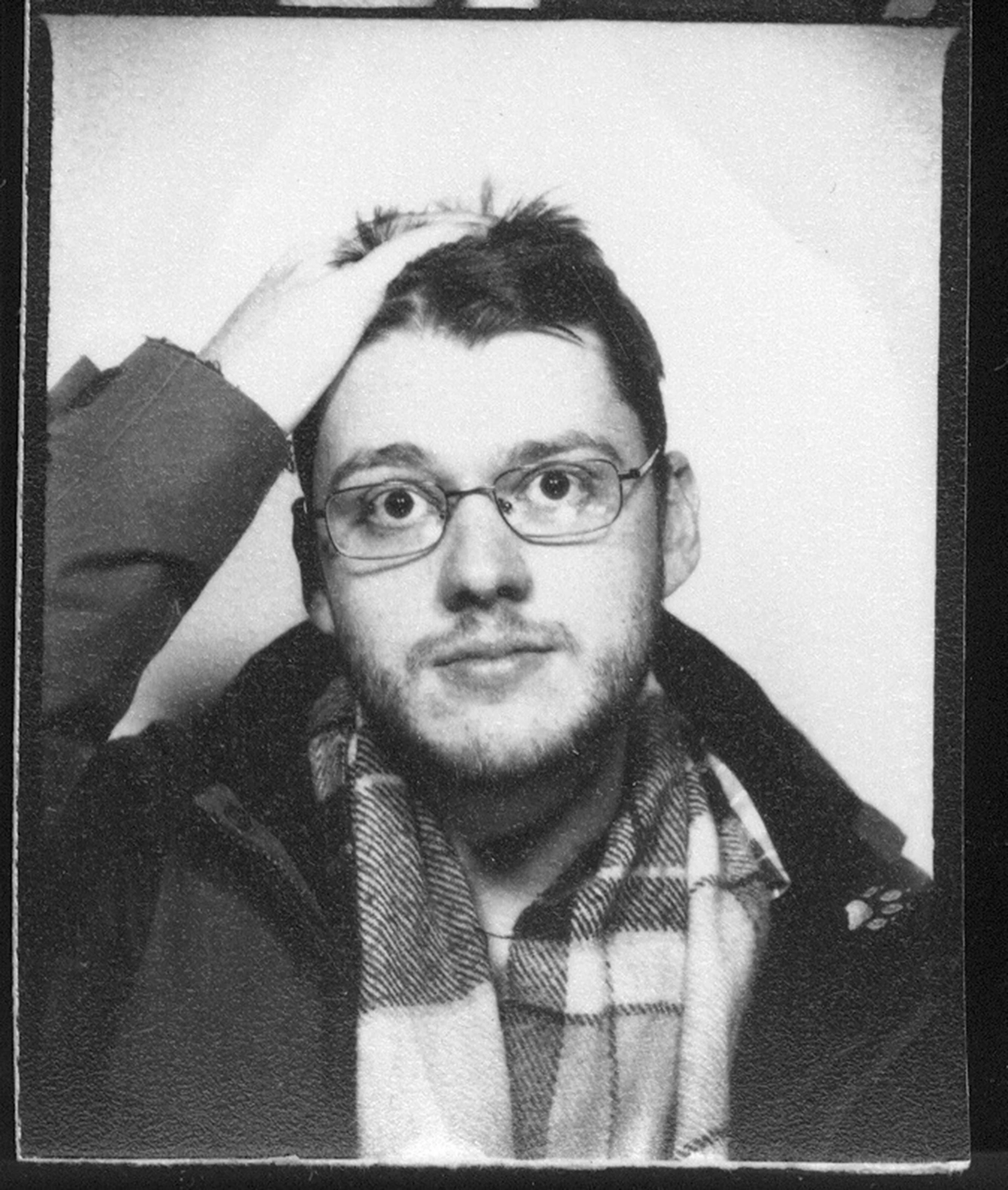 portrait_eizirik_4_300dpi.jpg