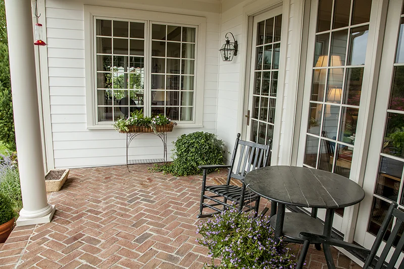 Patio1.jpg
