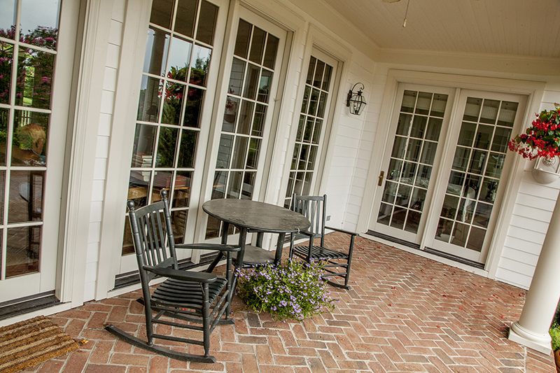 Patio2.jpg
