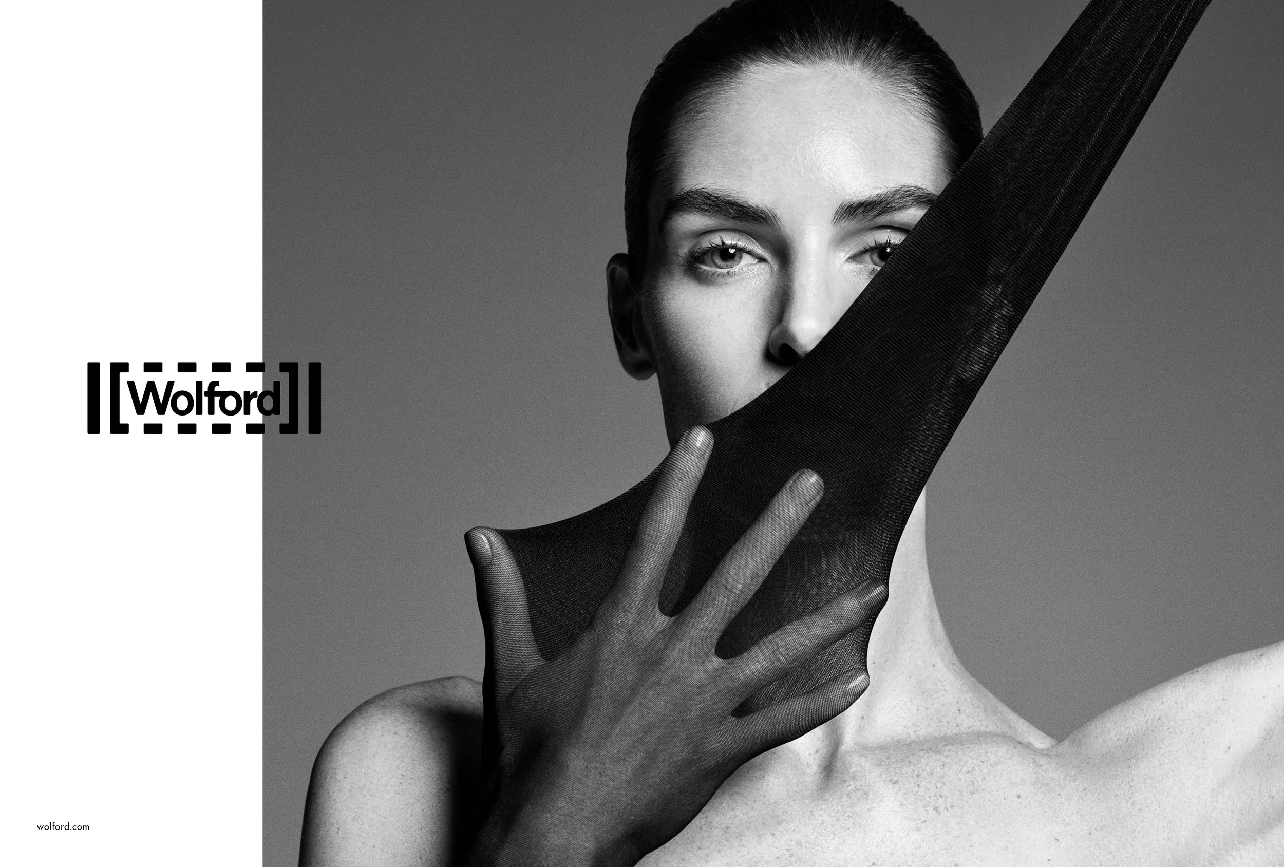 WOLFORD_SS18_AD_DP_MASTER6.jpg