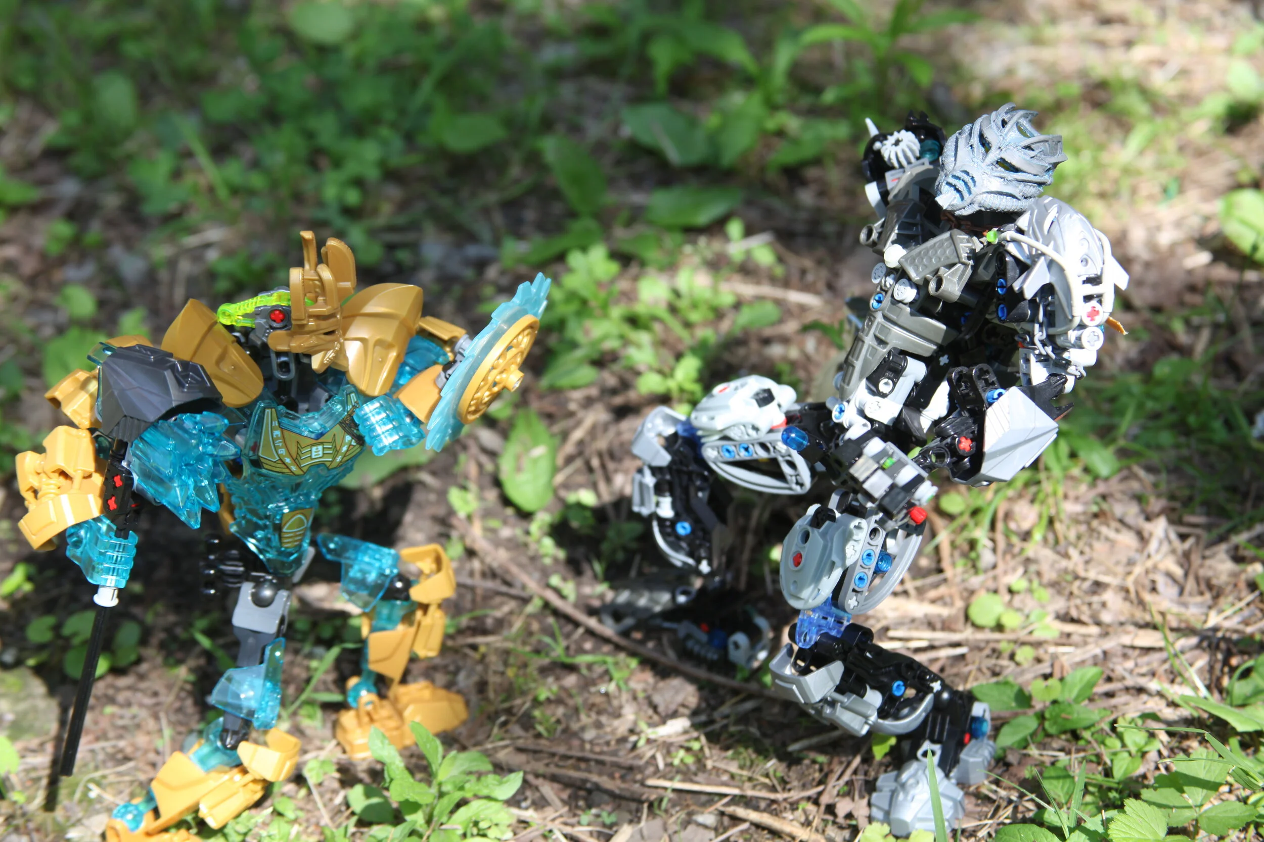  Ekimu:”NO! I will not be pushed around by you anymore, even if you really are the traveller or not!”  (Ekimu smacks Sylus across the face with his shield) 