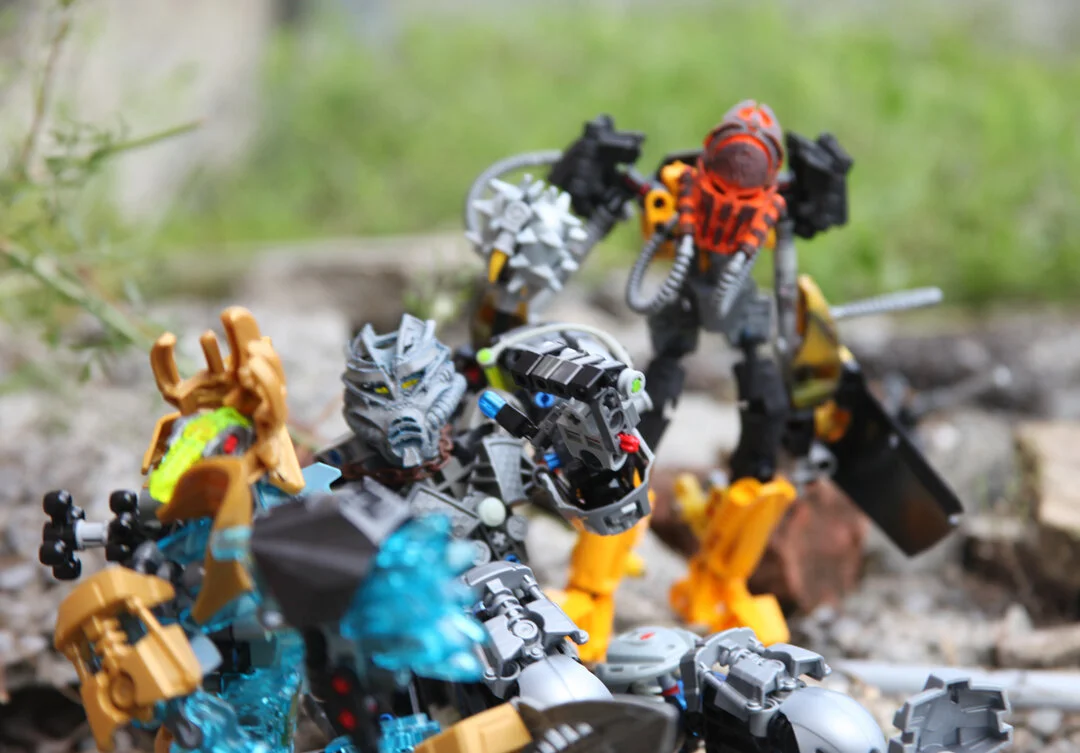 Ekimu:”Toa Sylus?” Sylus:”Yeah? you want to know how I got out after the tower exploded? or how I got her-”