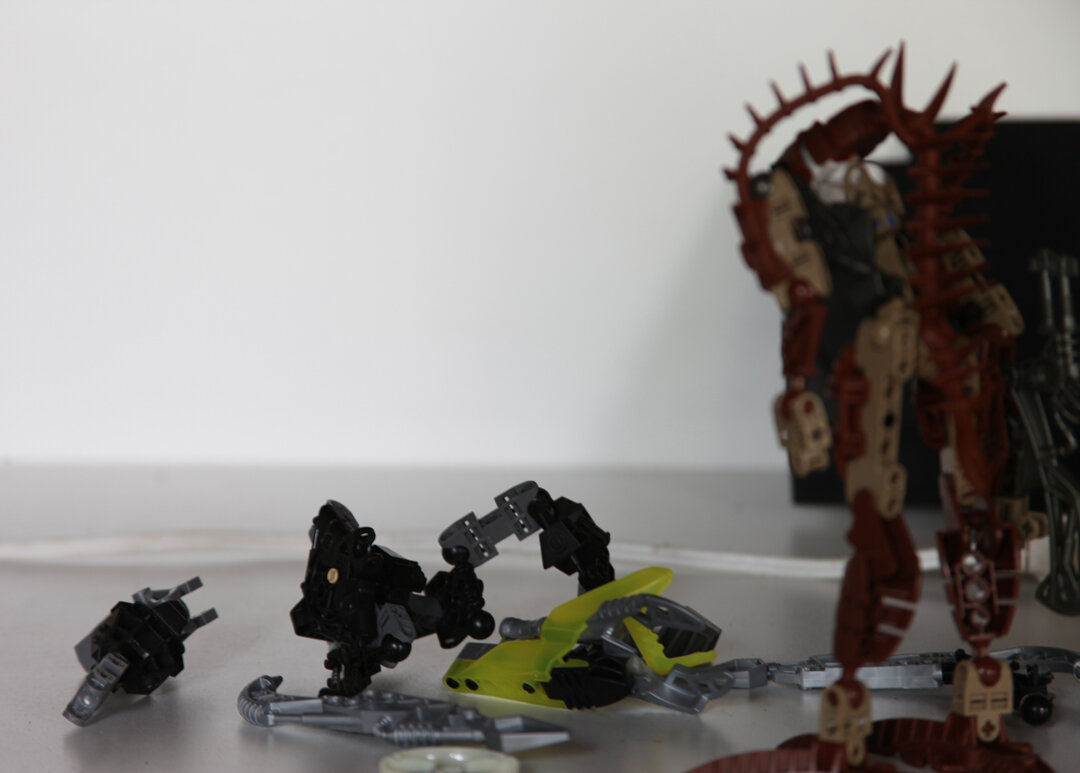 (the vahki suddenly collapses into heap, the self destruct had apparently been triggered from somewhere else)