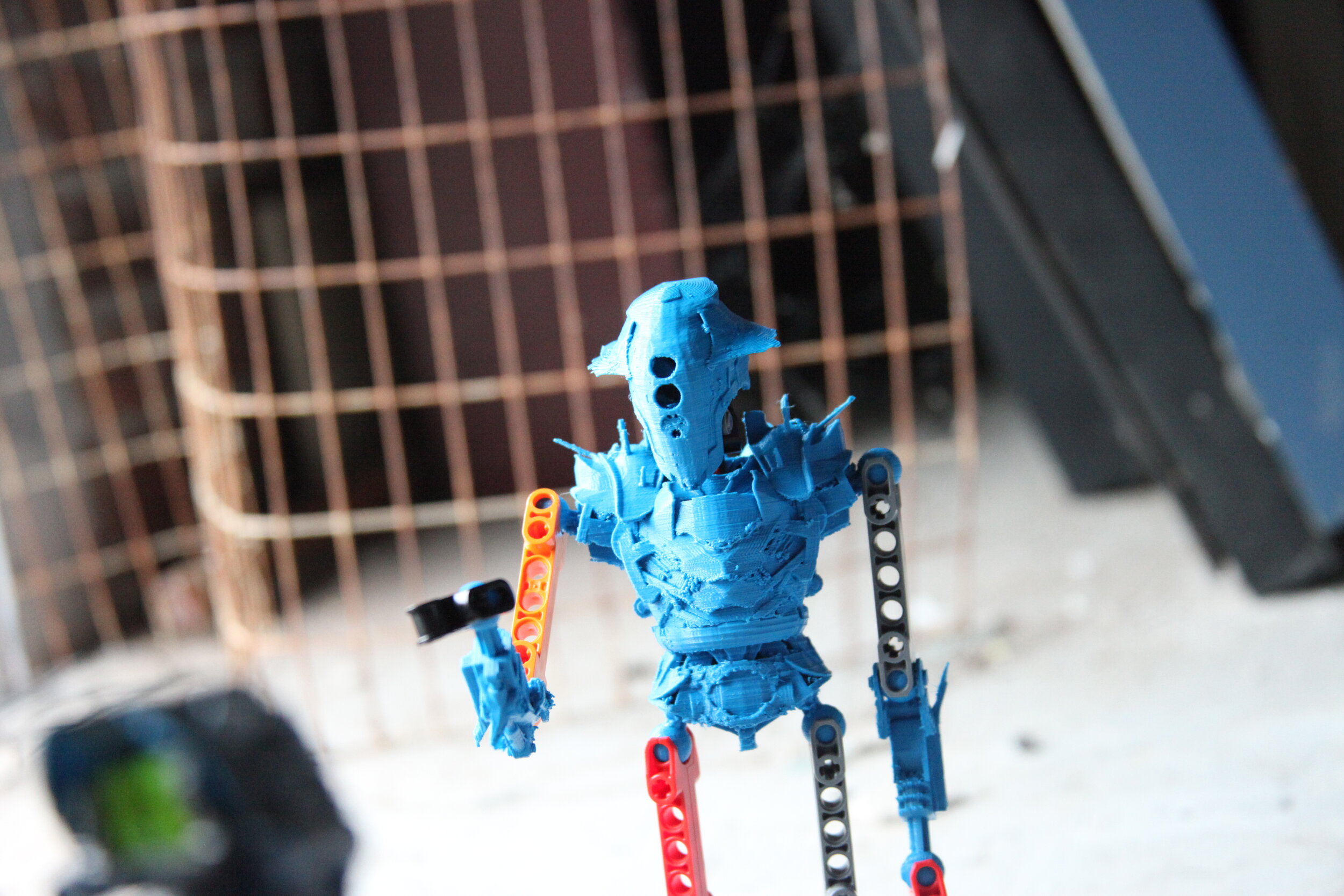  Thrall:”must stay…show you…show you…you…” 