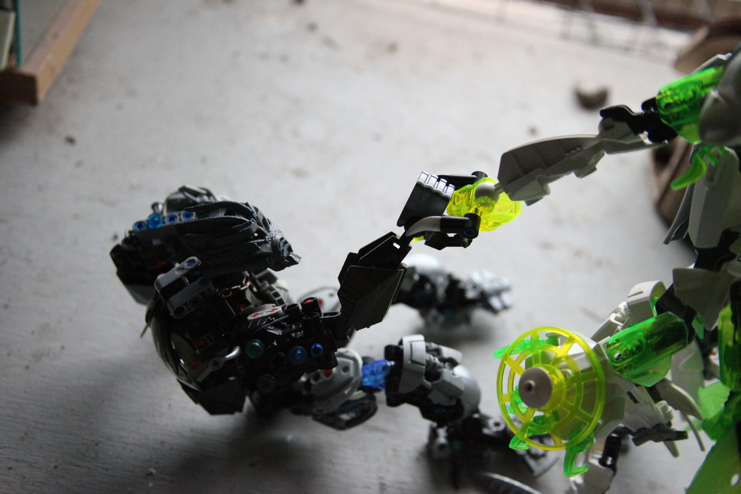  Sylus:”Guilty? then shouldn’t I be punished for that?” 