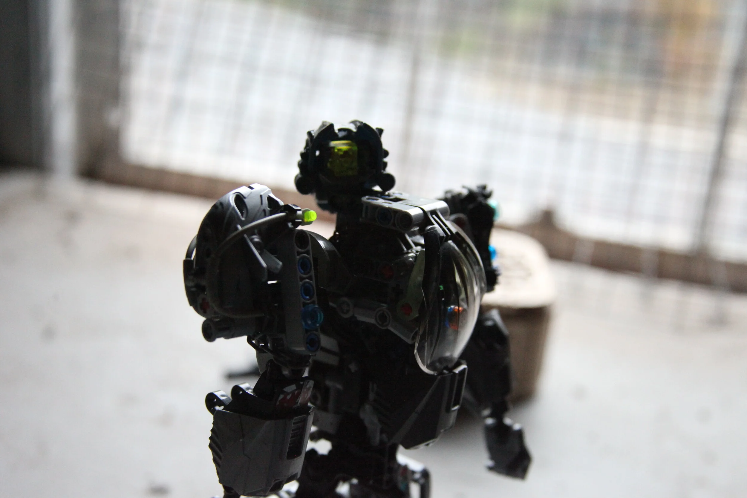  (A immediate chill went through Sylus’ spine, and as if by magic his body started to move on it’s own) 