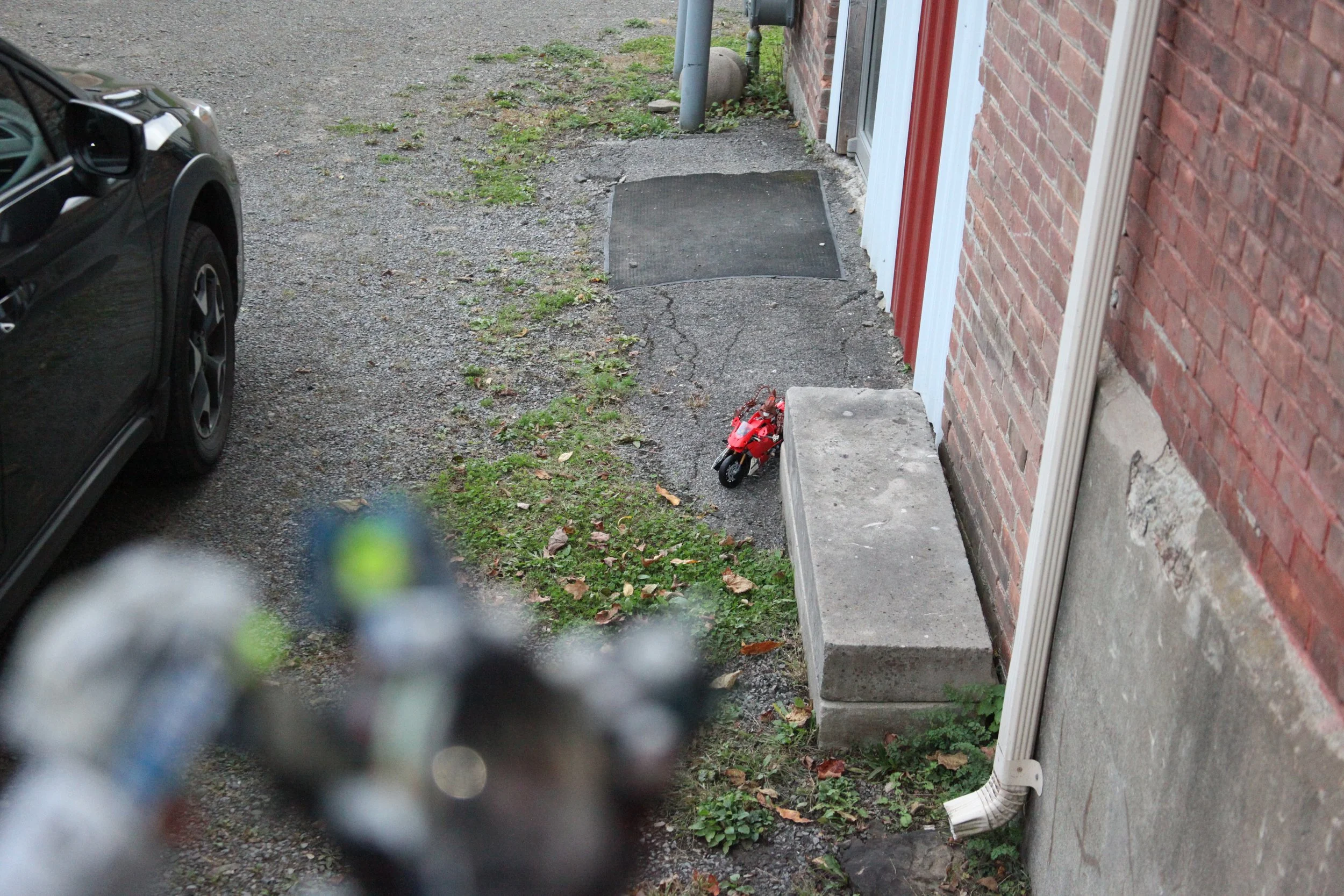  (Soon a motorbike and a familiar brown spiked figure come into view)  Sylus:”Ride…” 