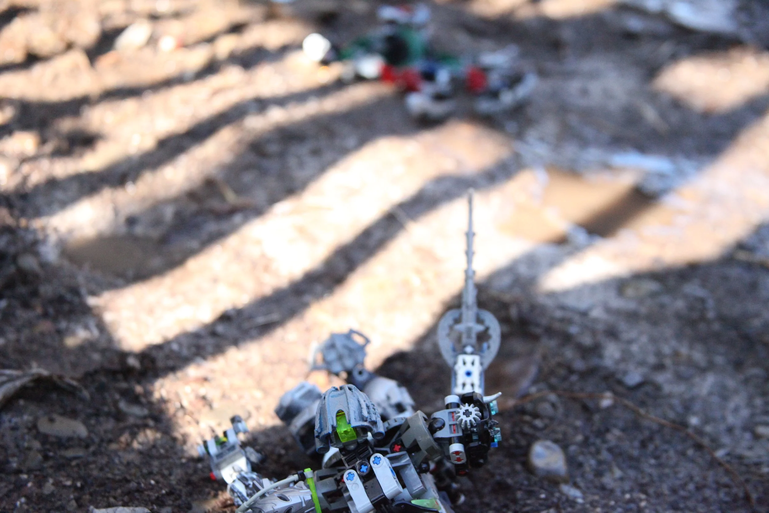  (The traitor dark hunter was blasted across from Sylus who stared at what his blade had just done) 