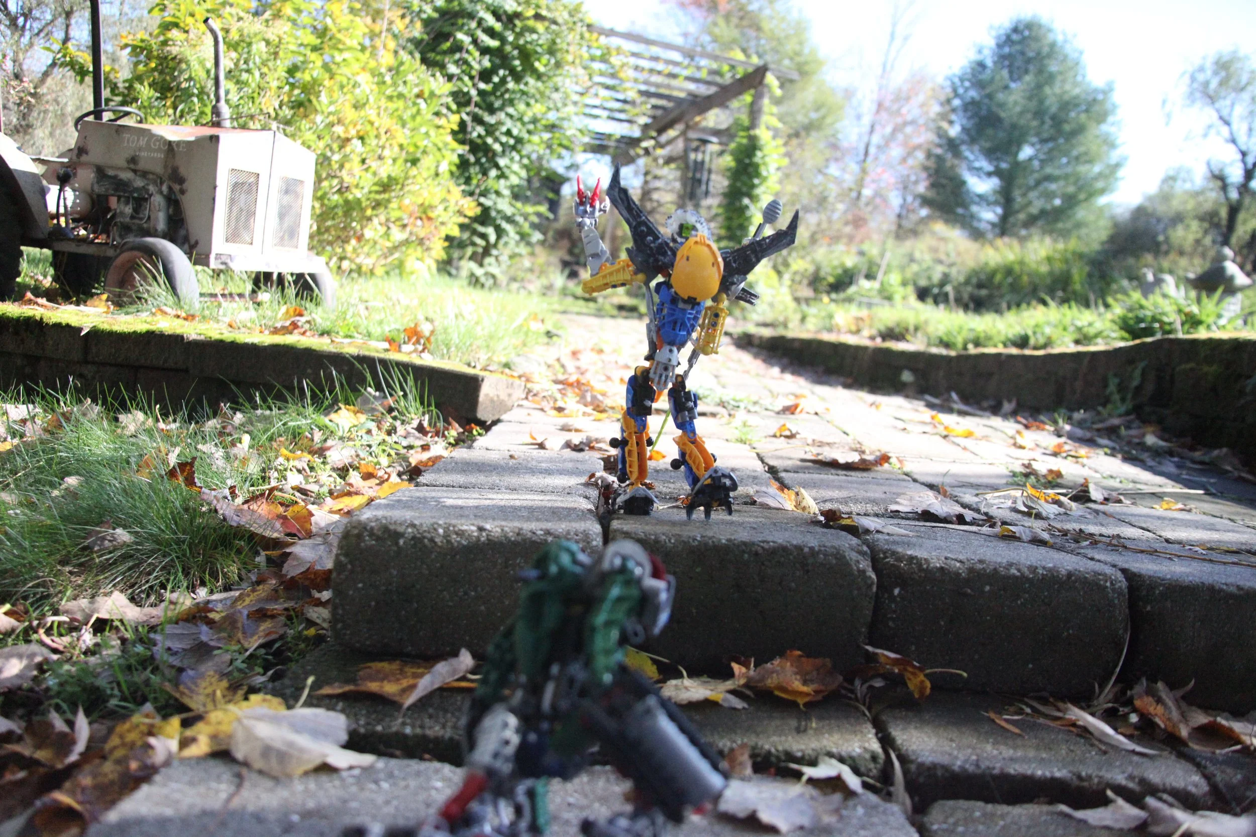  ???:”Because when the Demon Clock’s time strikes right…” 