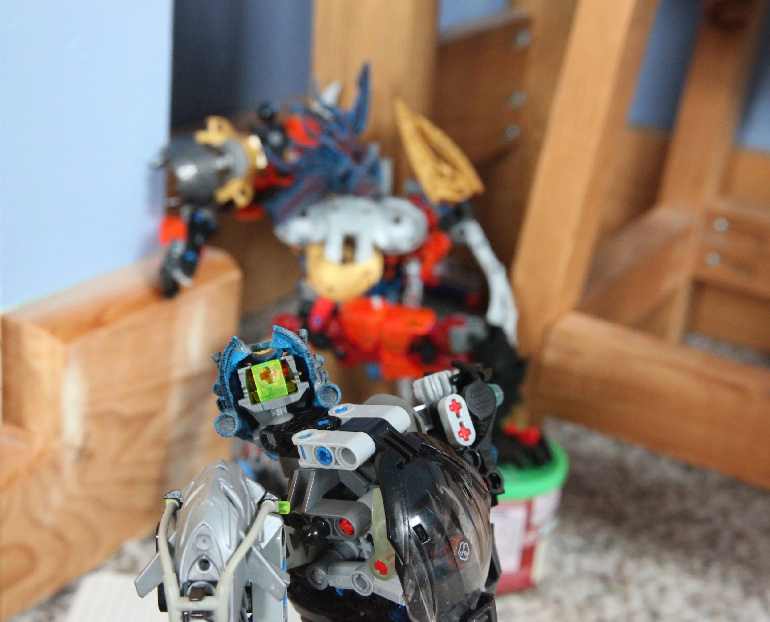  Mr. Sparks:”6.99! (GARBLED STATIC) COME BACK SOON!”  (Sylus stares uneasily at the former god emperor and doesn’t stop staring until he’s inside the massive warehouse gates) 