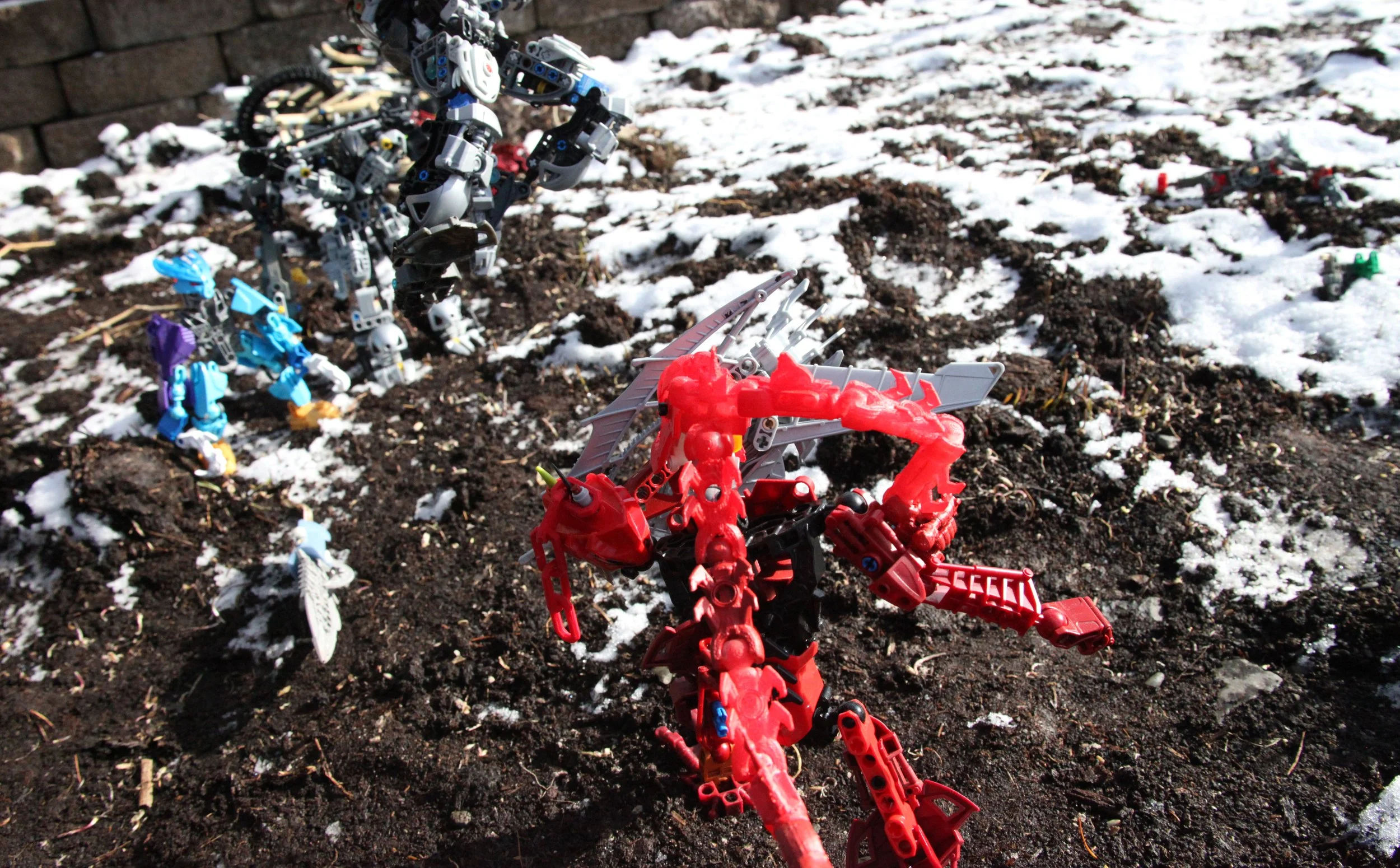  Sylus:”…meeeeeeeeeeeeeee!”  Izrahm:”Take a hike loser! You really thought I was going back that easily?” 