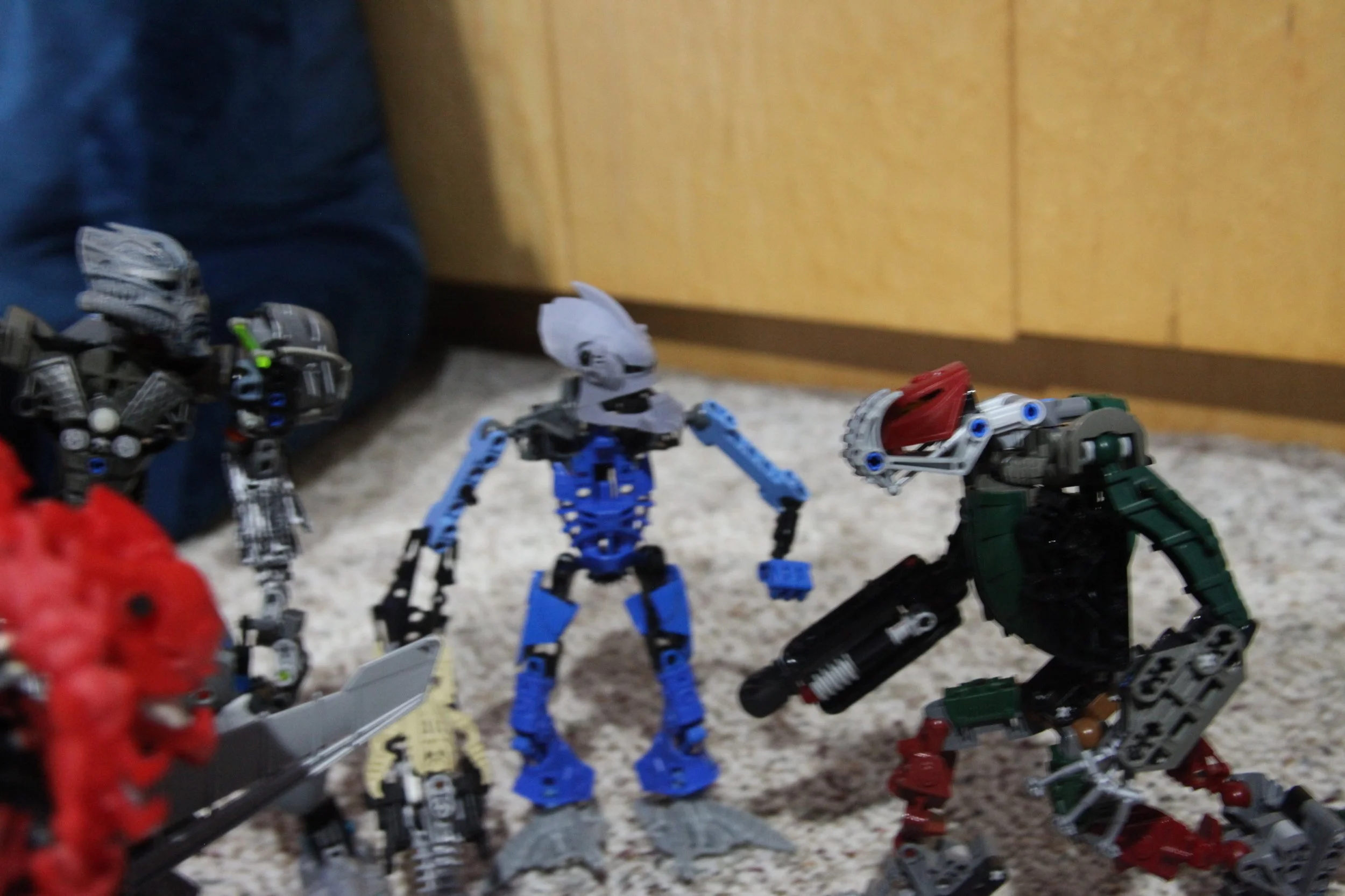  Tyrant:”Don’t you tell me to ‘chill’ do you know how long it took me to get my powers back? you insignificant waste of a  Touraz:”I-I don’t think we should…” 