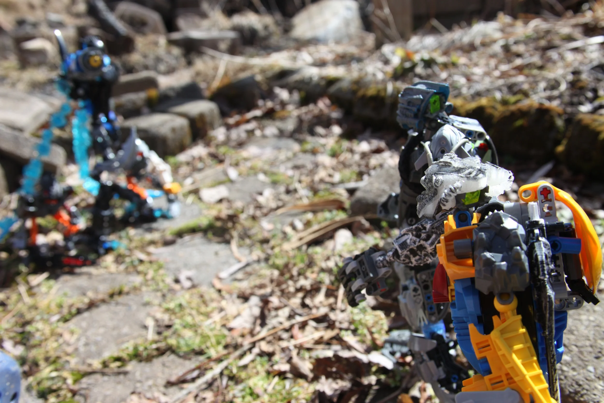  Nepharus:”The…oh there he is! my companion I would like to introduce you to my new friend Sy-” 