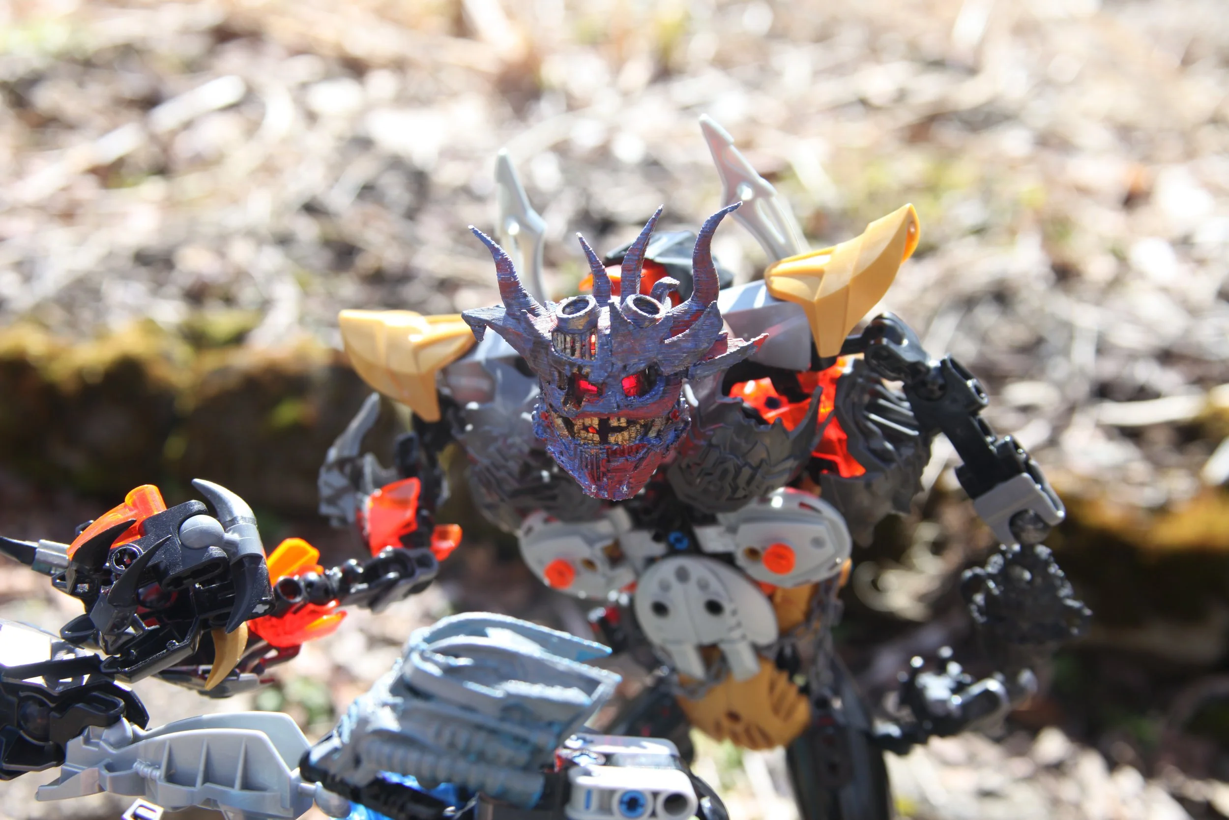  Karzahni:”And now we have this pathetic rust heap trying to keep me from what’s mine, i’ve already taken most of them right under this tin can’s nose, get a load of these two.” 