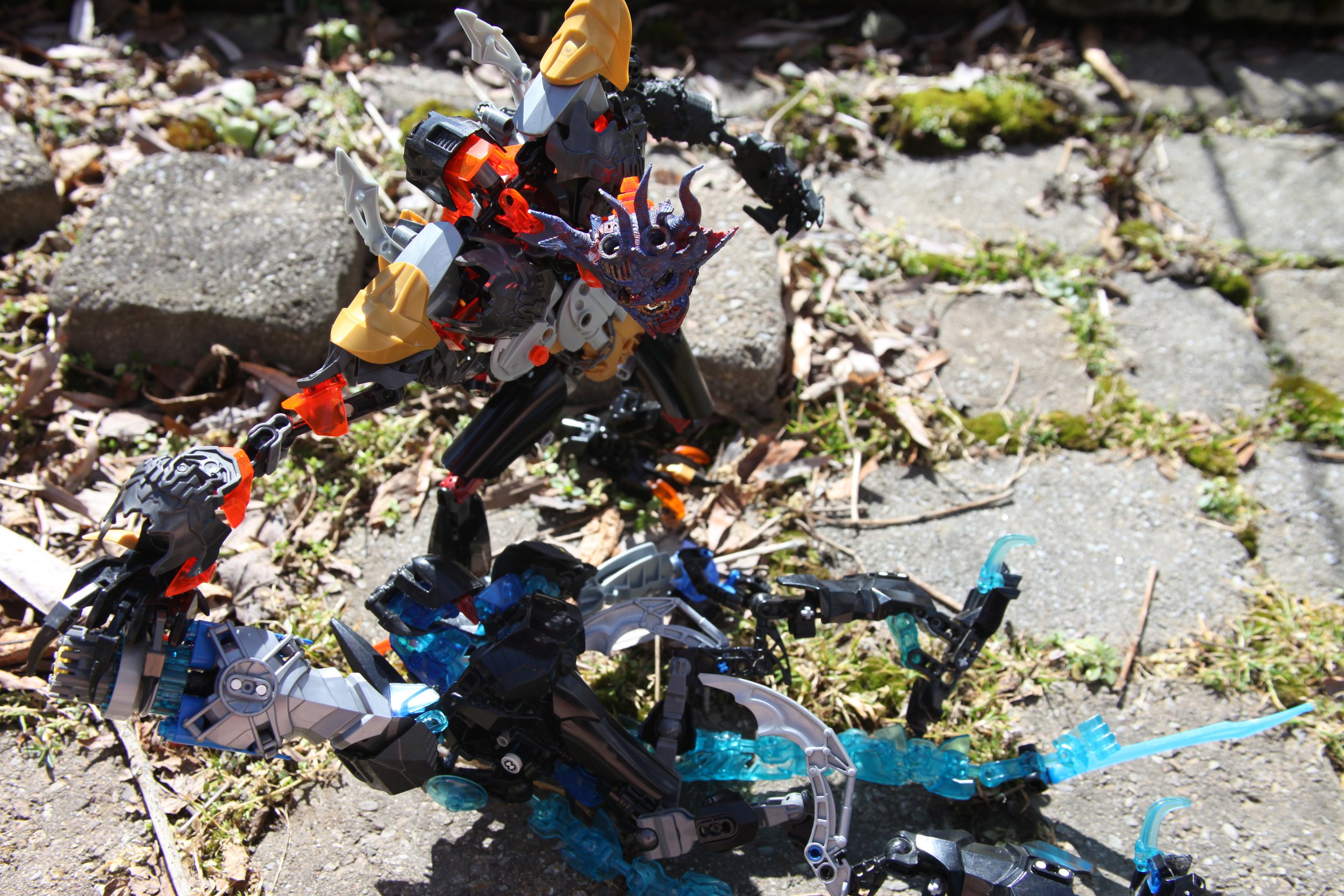  Karzahni:”It’s my turn to have some fun!” 