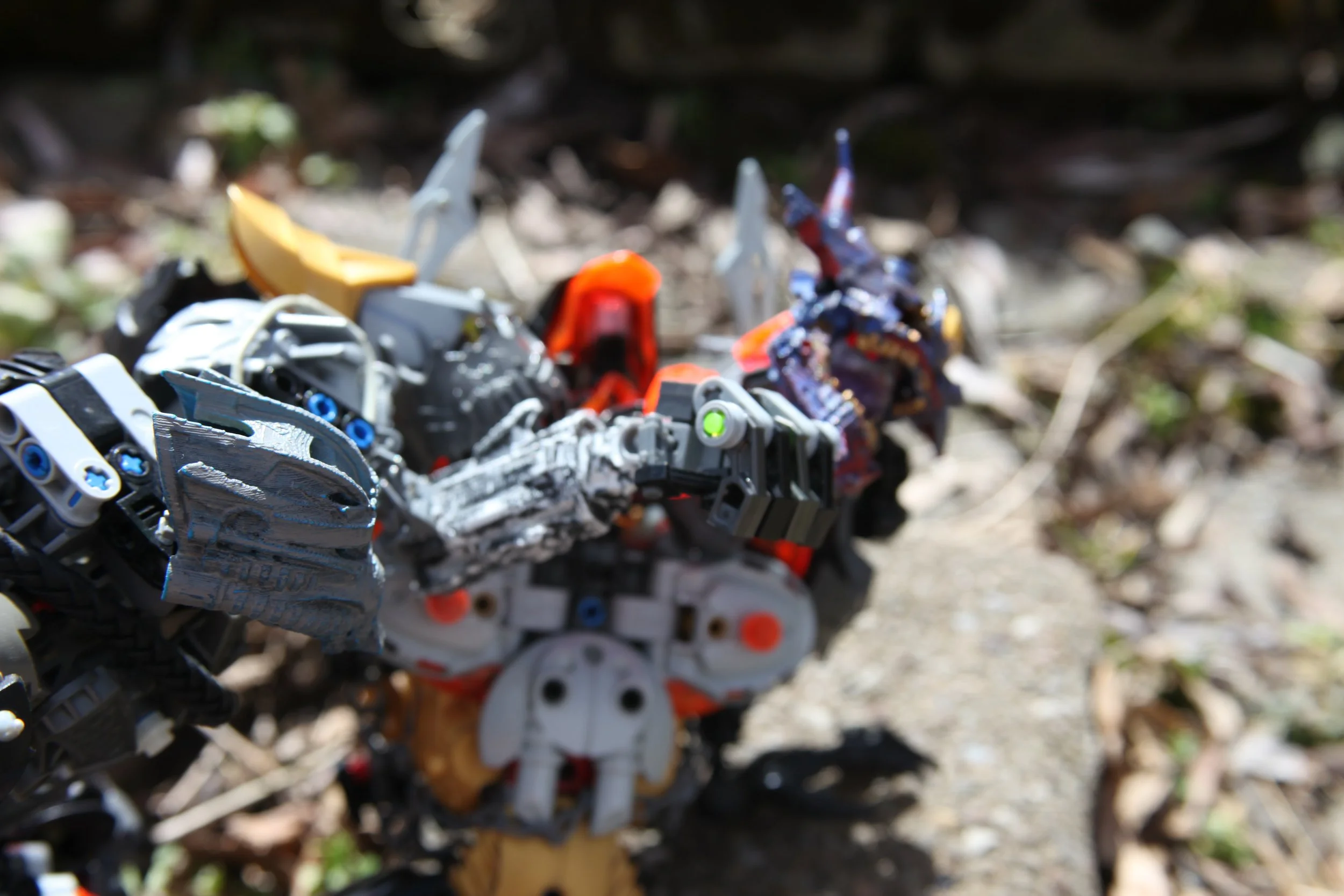  Sylus:”I don’t need a sword to beat you again and I certainly don’t need powers to do it again.” 