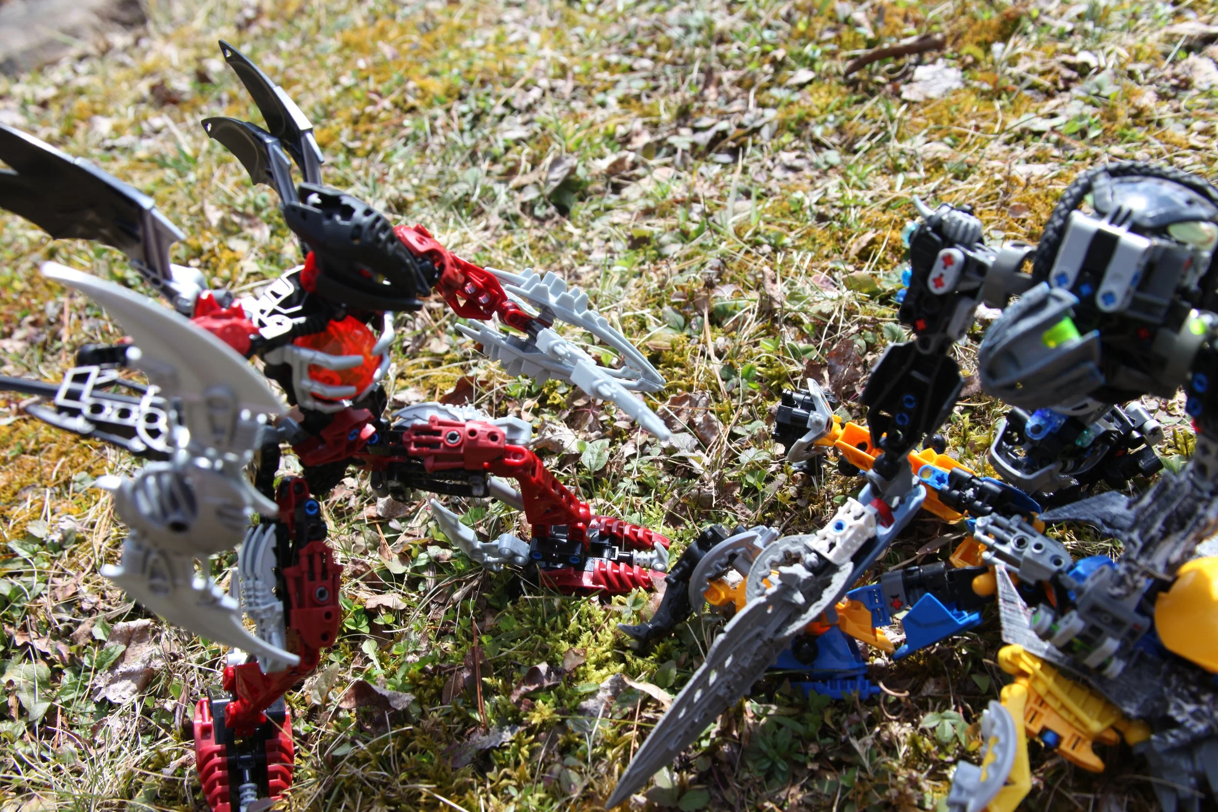  icarax:” Pathetic…”  