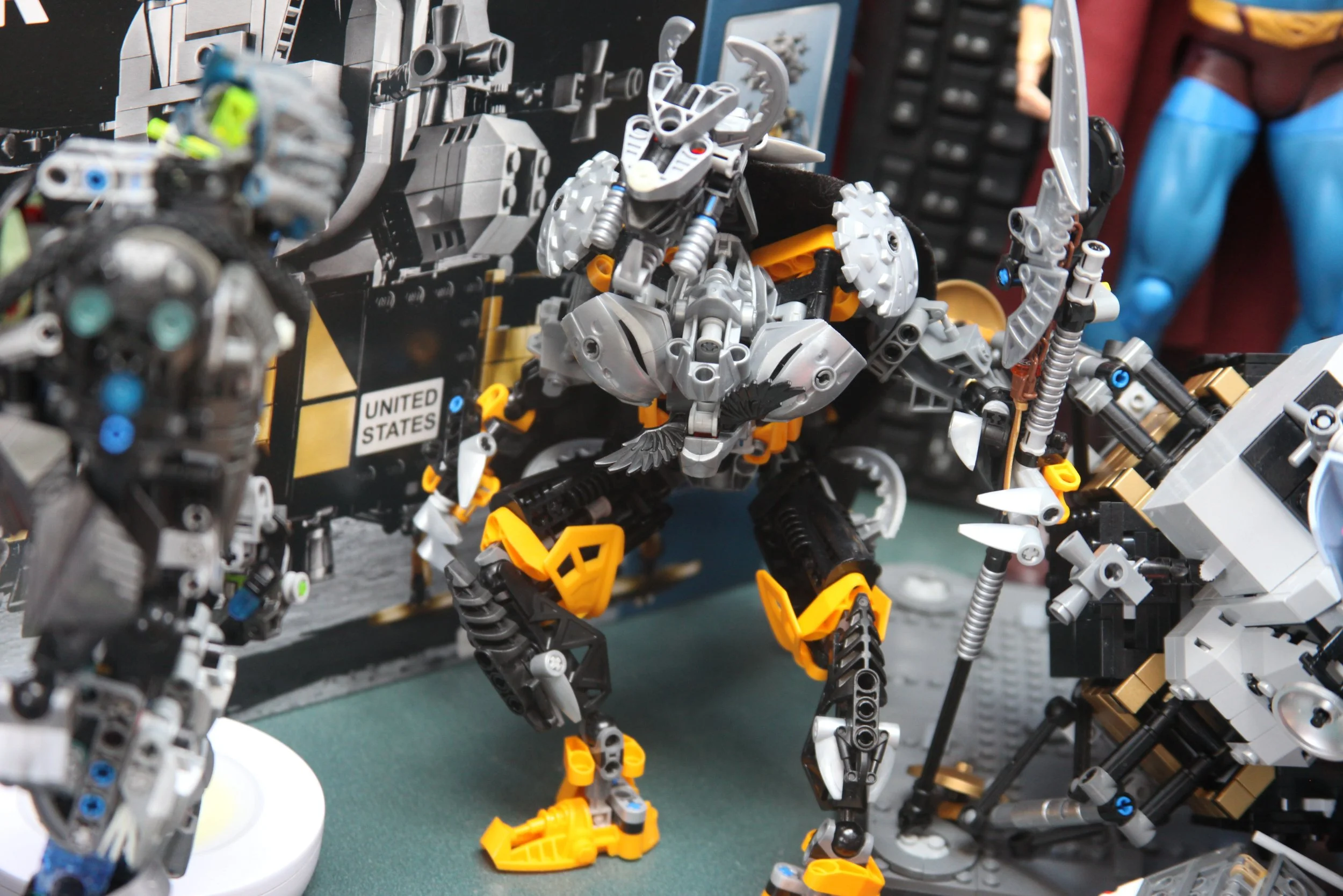  Sylus:”Come to think of it…he was saying somethings about a ritual before I came in, and something about being tricked…did he lose his memory?”  The Shadowed One:”Likely story if we knew why he would wipe his own memory.” 