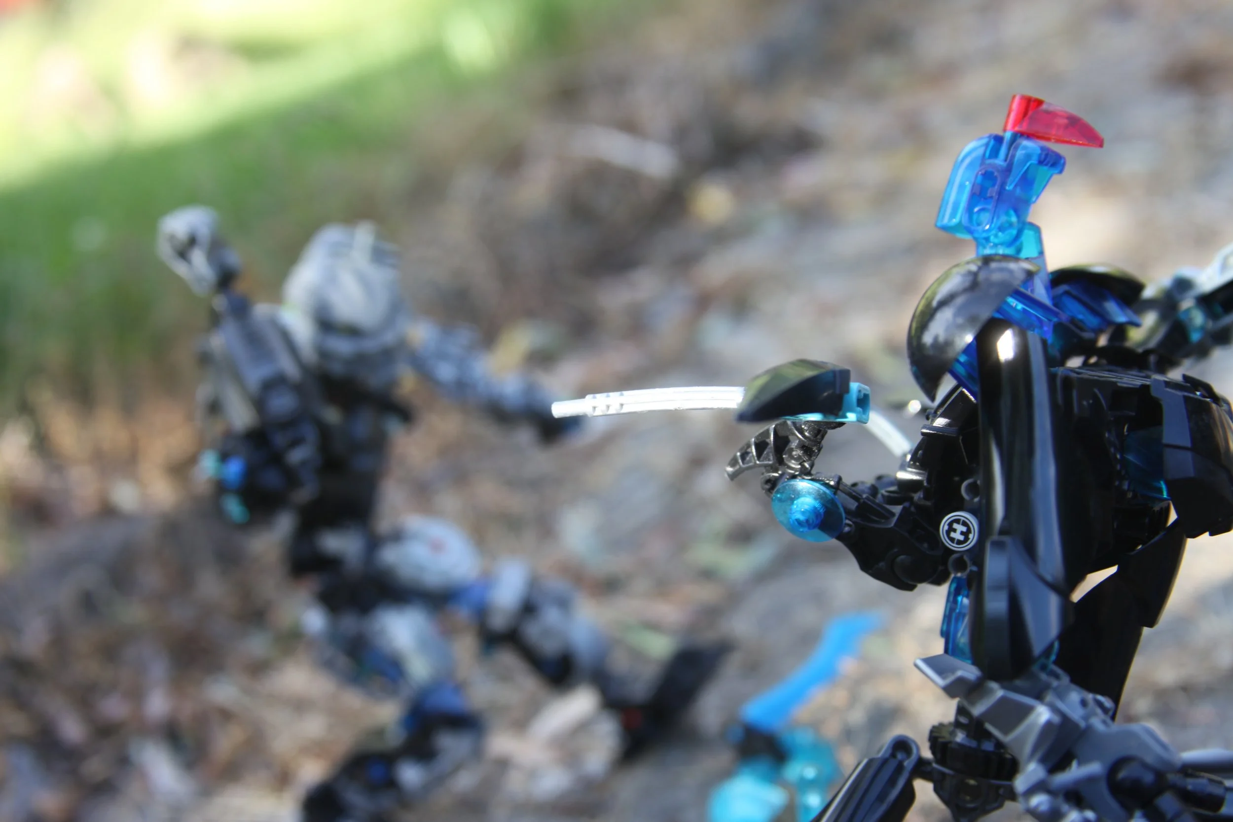  Sylus:…”Is our destiny!”  (A azure flash erupts from the Marendar’s exposed internals, the face plate cracked off to reveal a red eye and it’s back vent blown apart) 