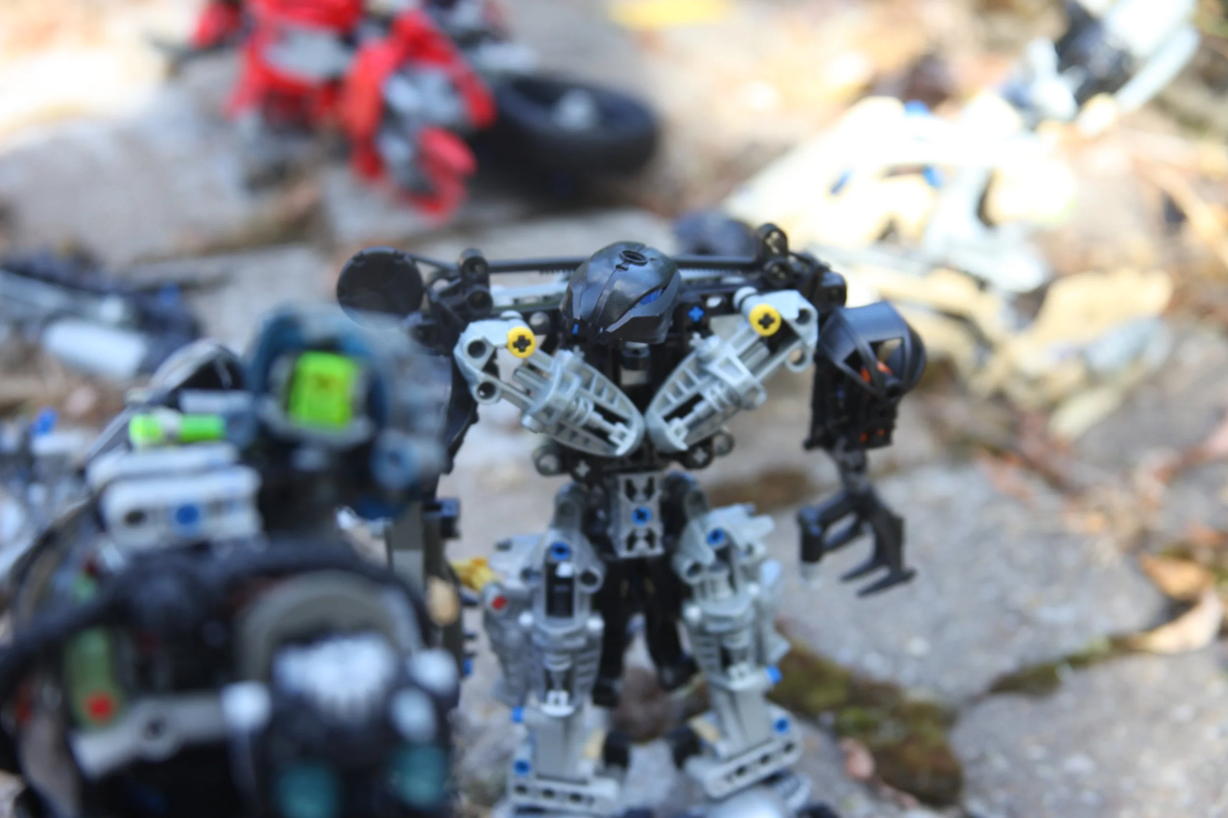  Sylus:”Because I may not be a toa hero, maybe I’ll never be one…” 