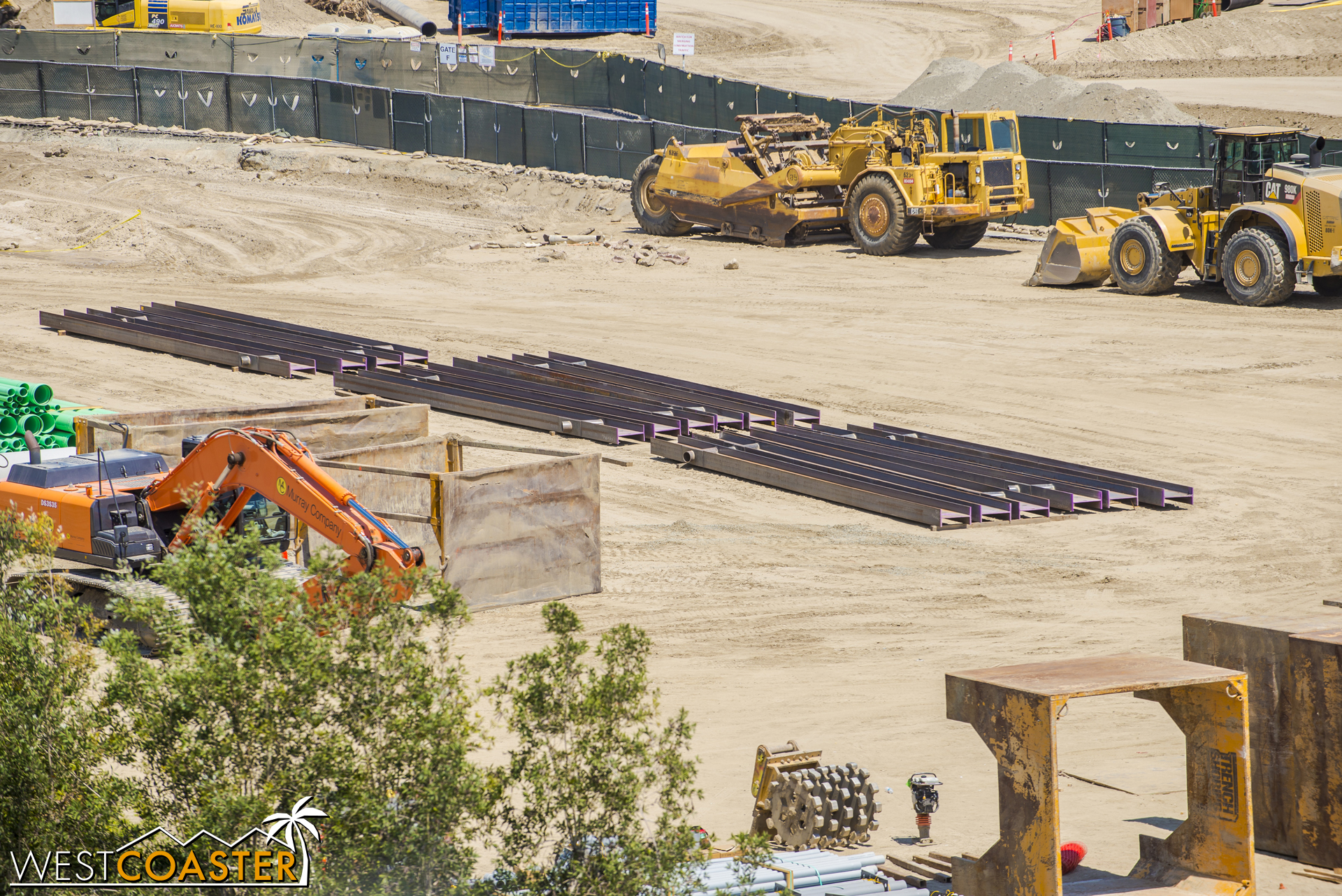 Here we see some pipes totally penetrating those wide flanges. That's some intimate "Star Wars" Land construction action.