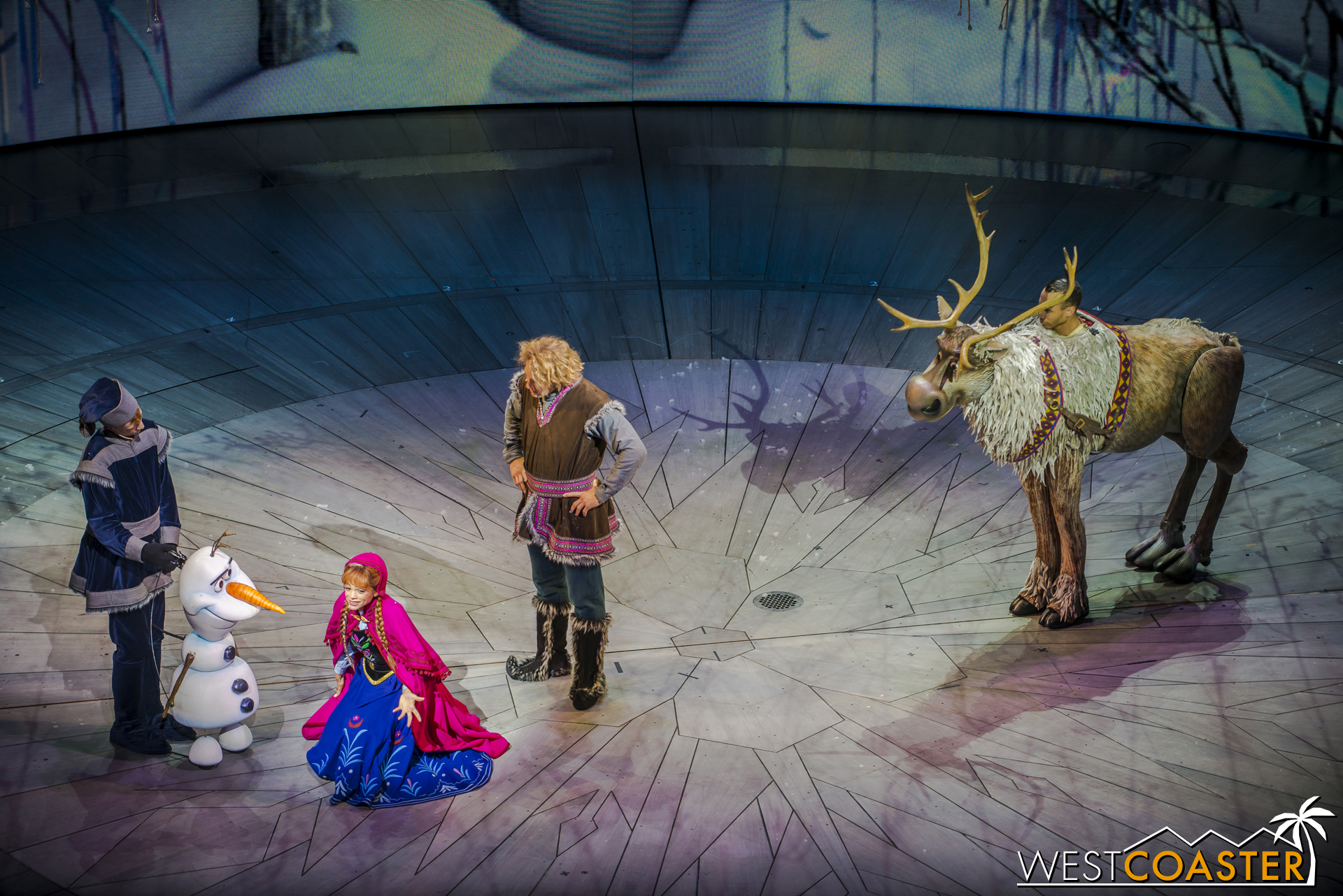  Fortunately, the trio are able to escape the emo lupines when they are saved by Olaf, the Enchanted Snowman. 