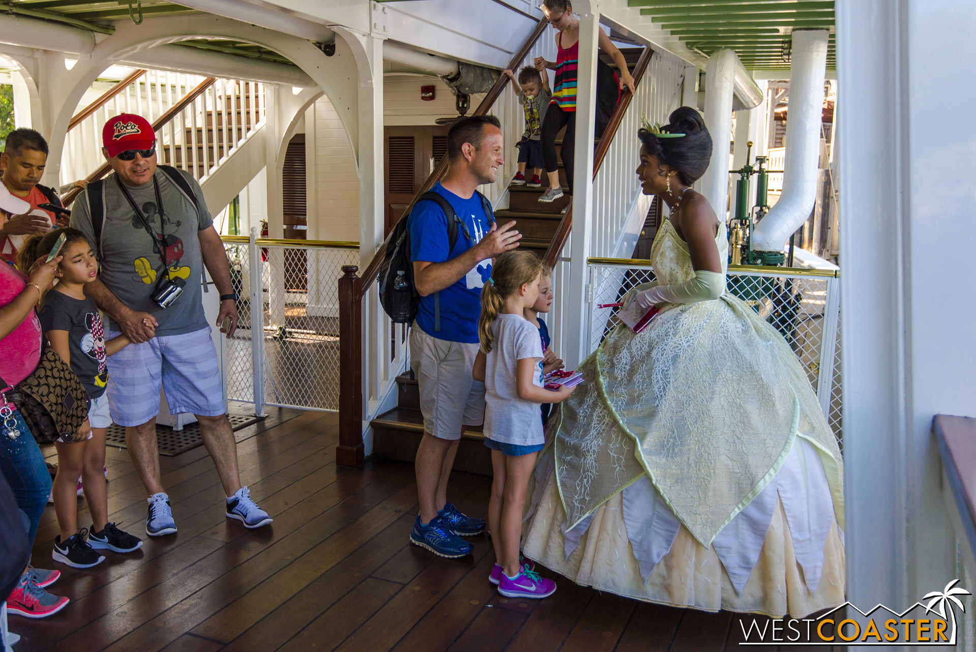  Princess Tiana meets with Disneyland guests. 