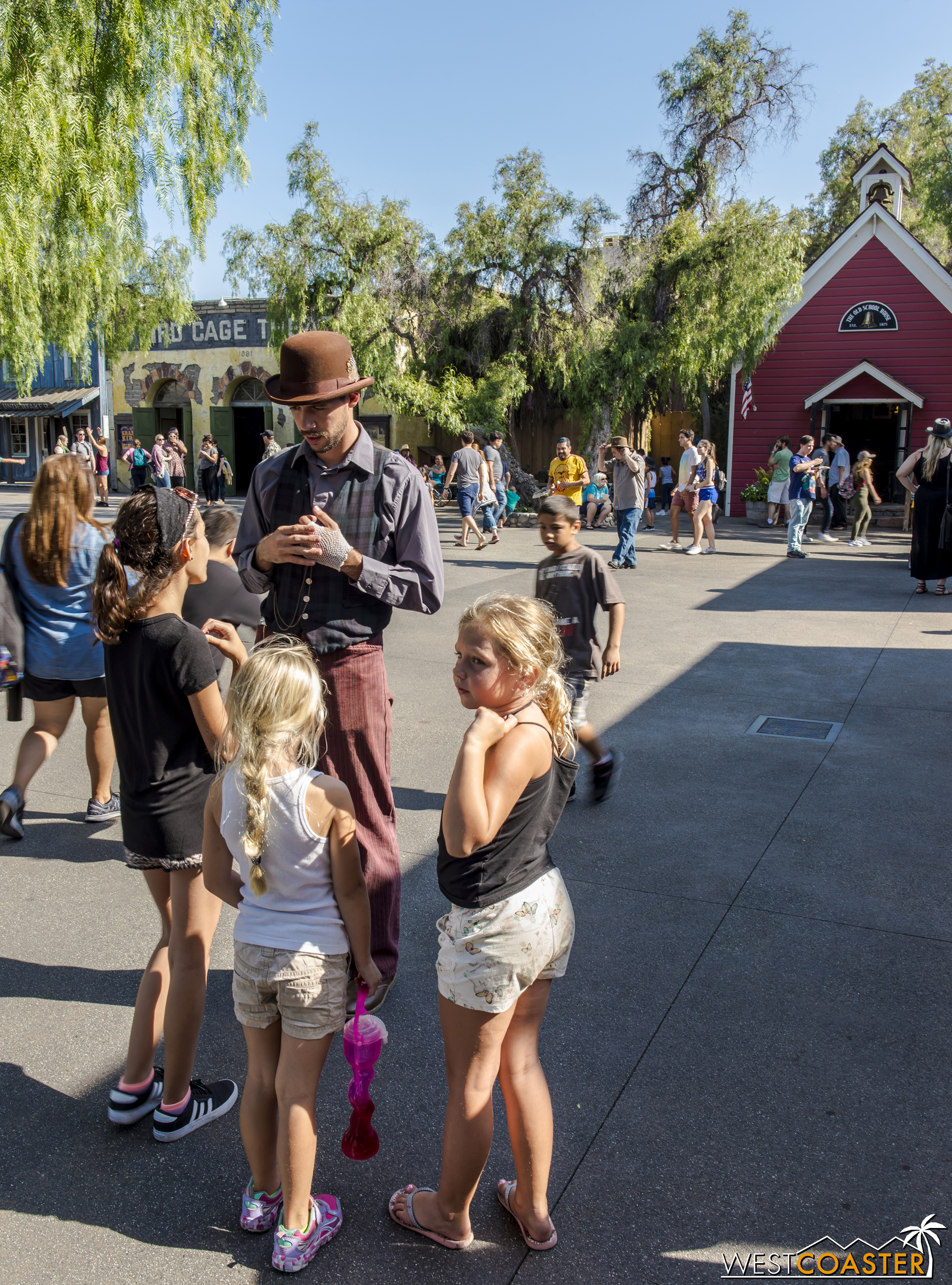  More interaction between guest and cast of Ghost Town Alive! 