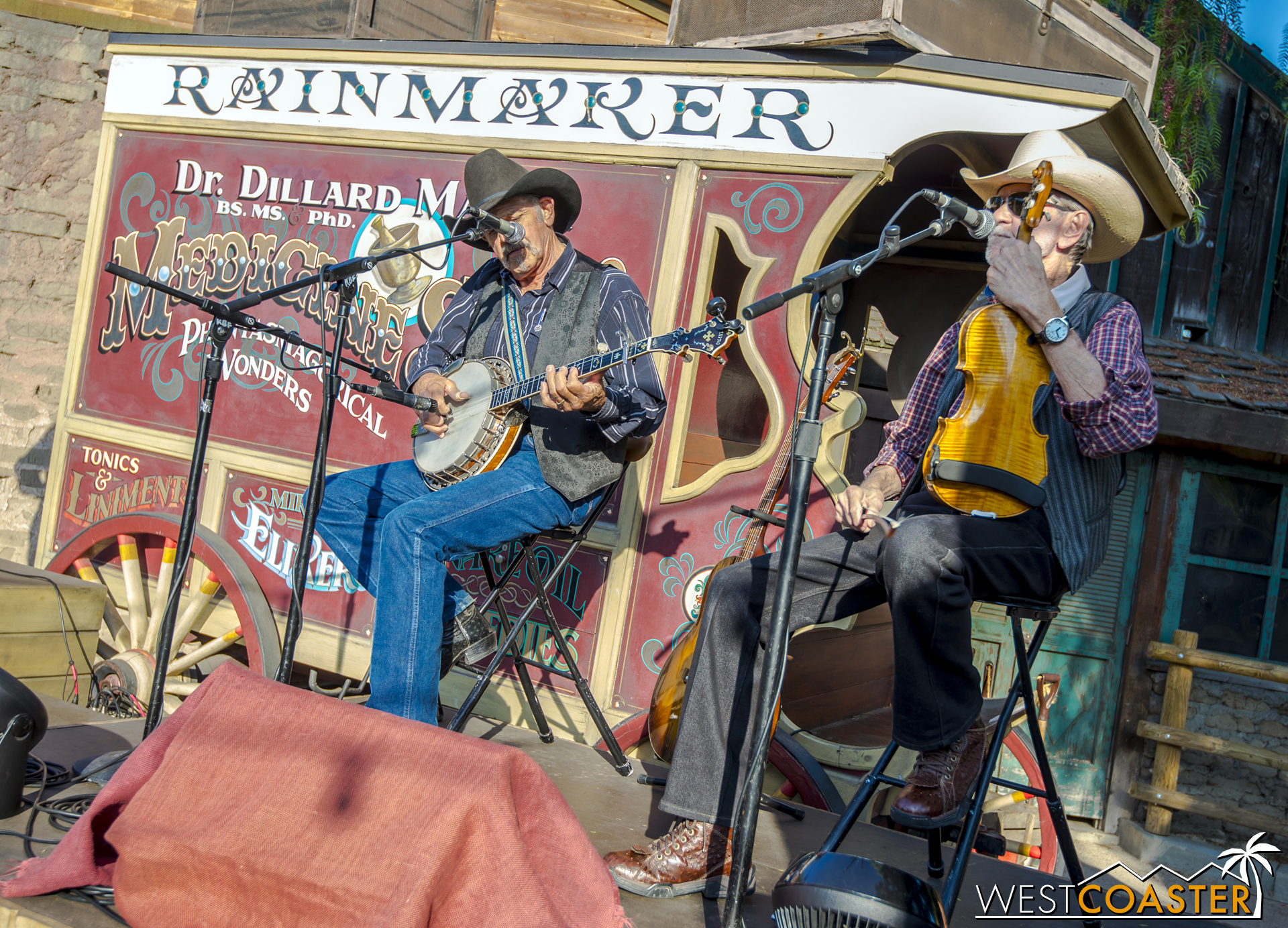  They offer some fun country music for the crowd. 