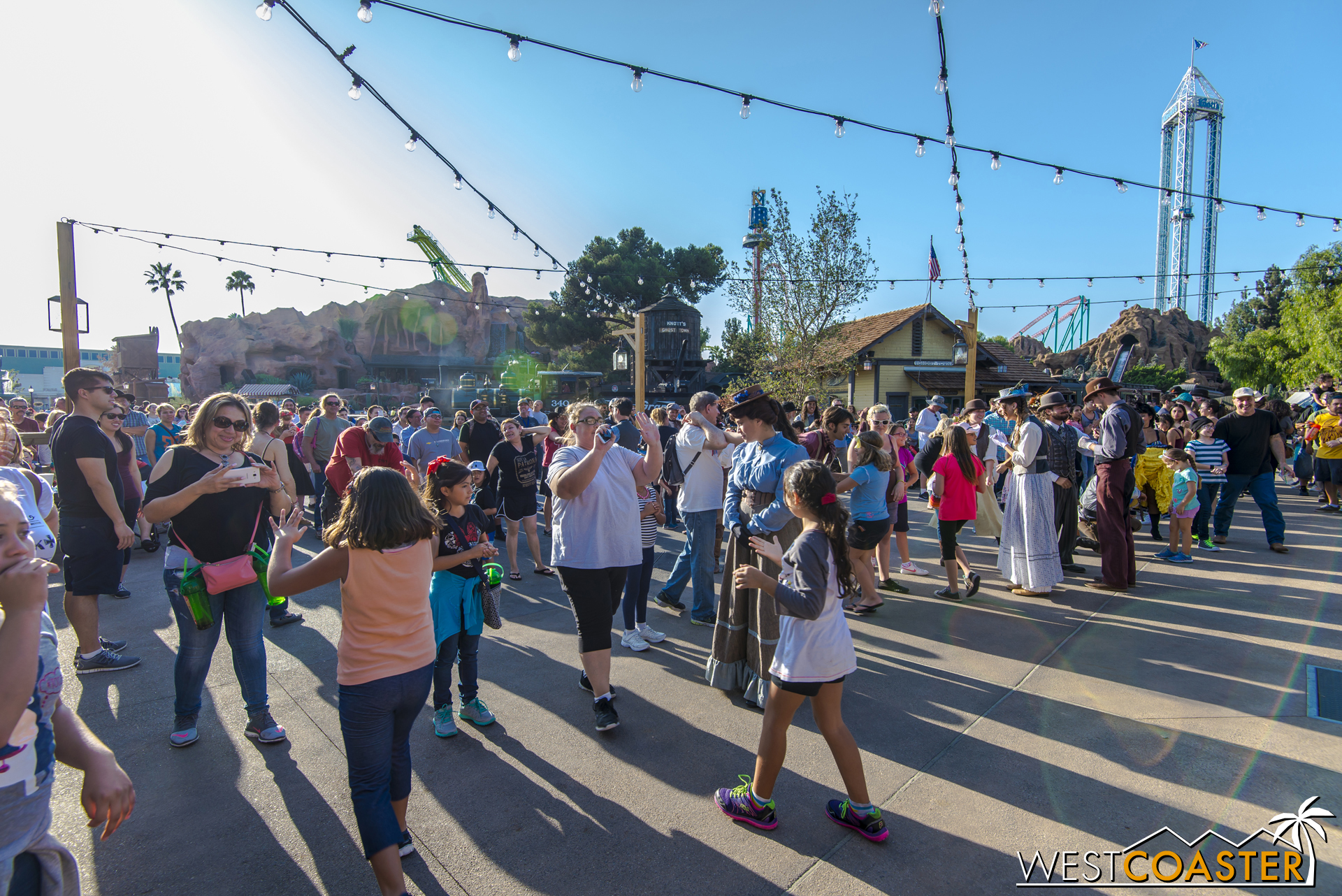  The citizens of Calico are taught various dances. 