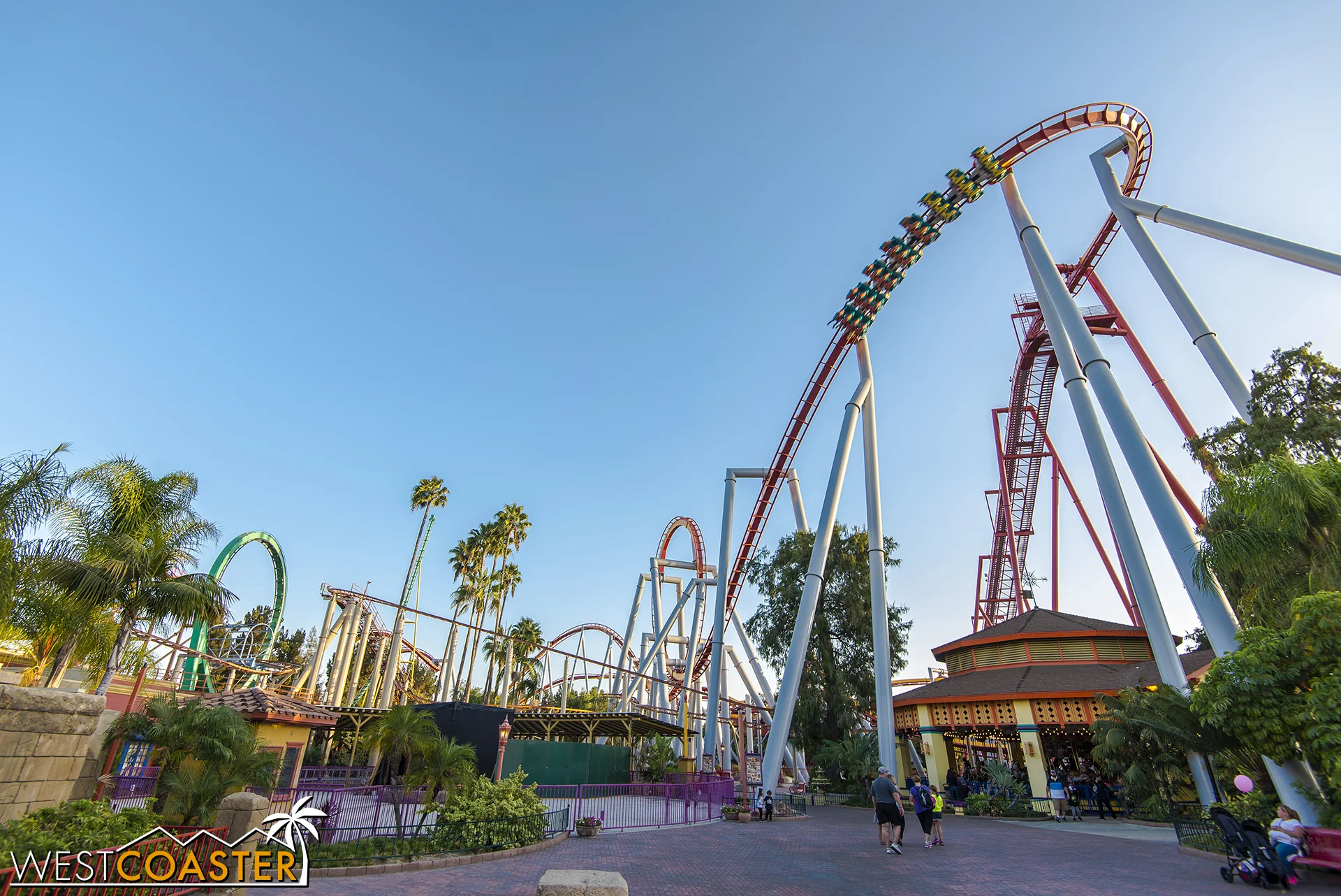 Silver Bullet and the corpse of the attraction formerly known as Windseeker.