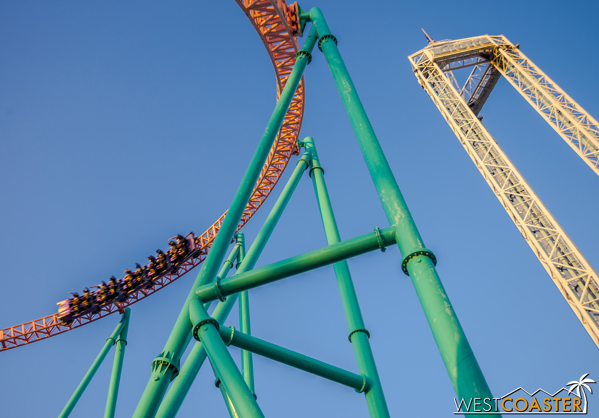  Xcelerator, with Supreme Scream in the background. 
