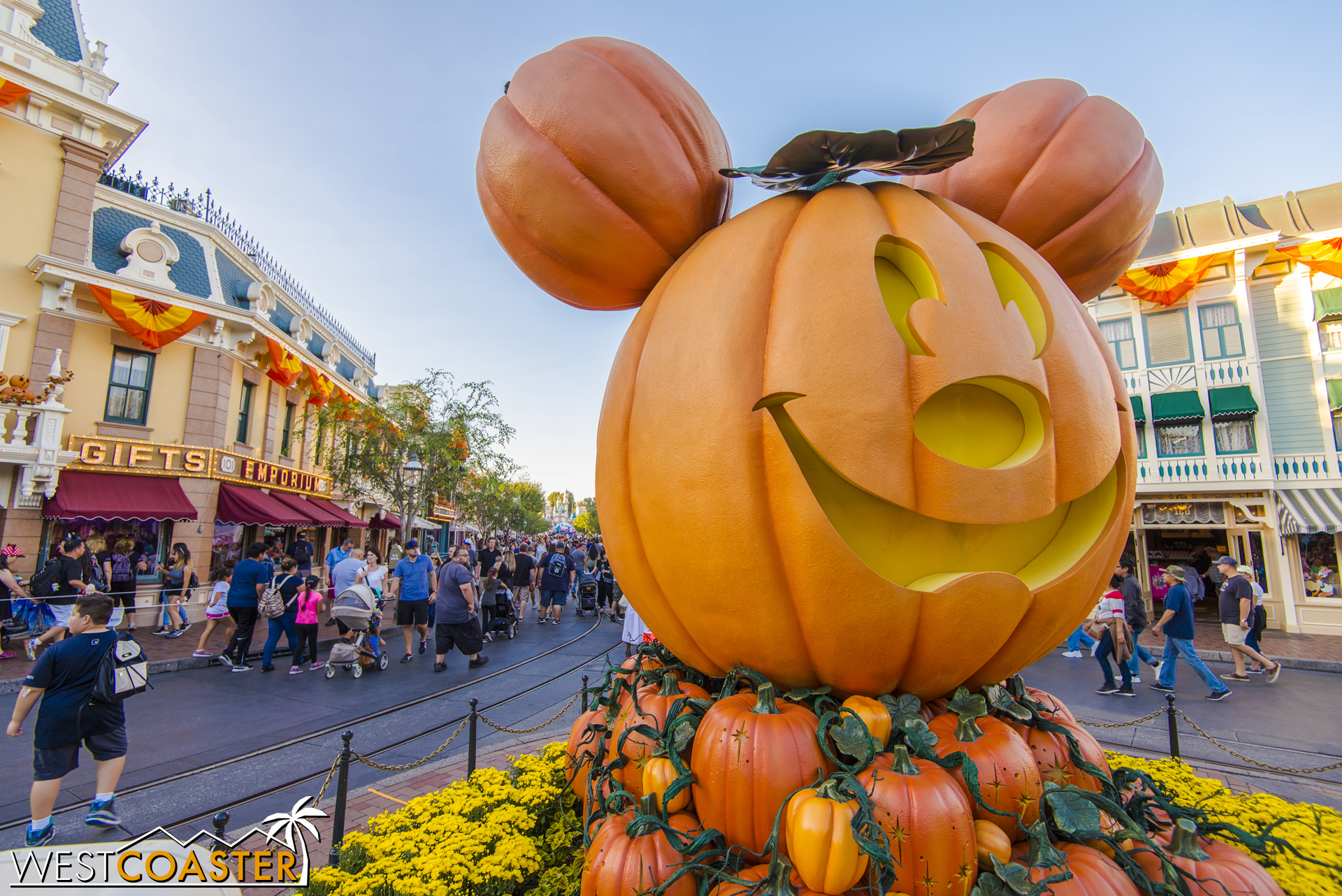  The giant Mickey pumpkin is once again at the head of Town Square. 