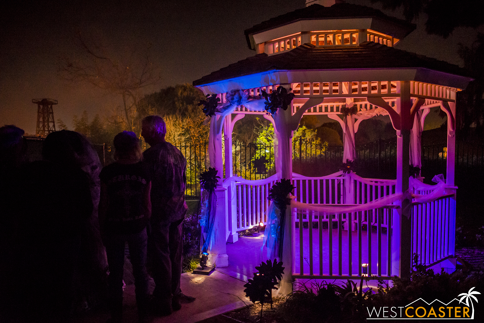  Proceeding onto the gazebo... 