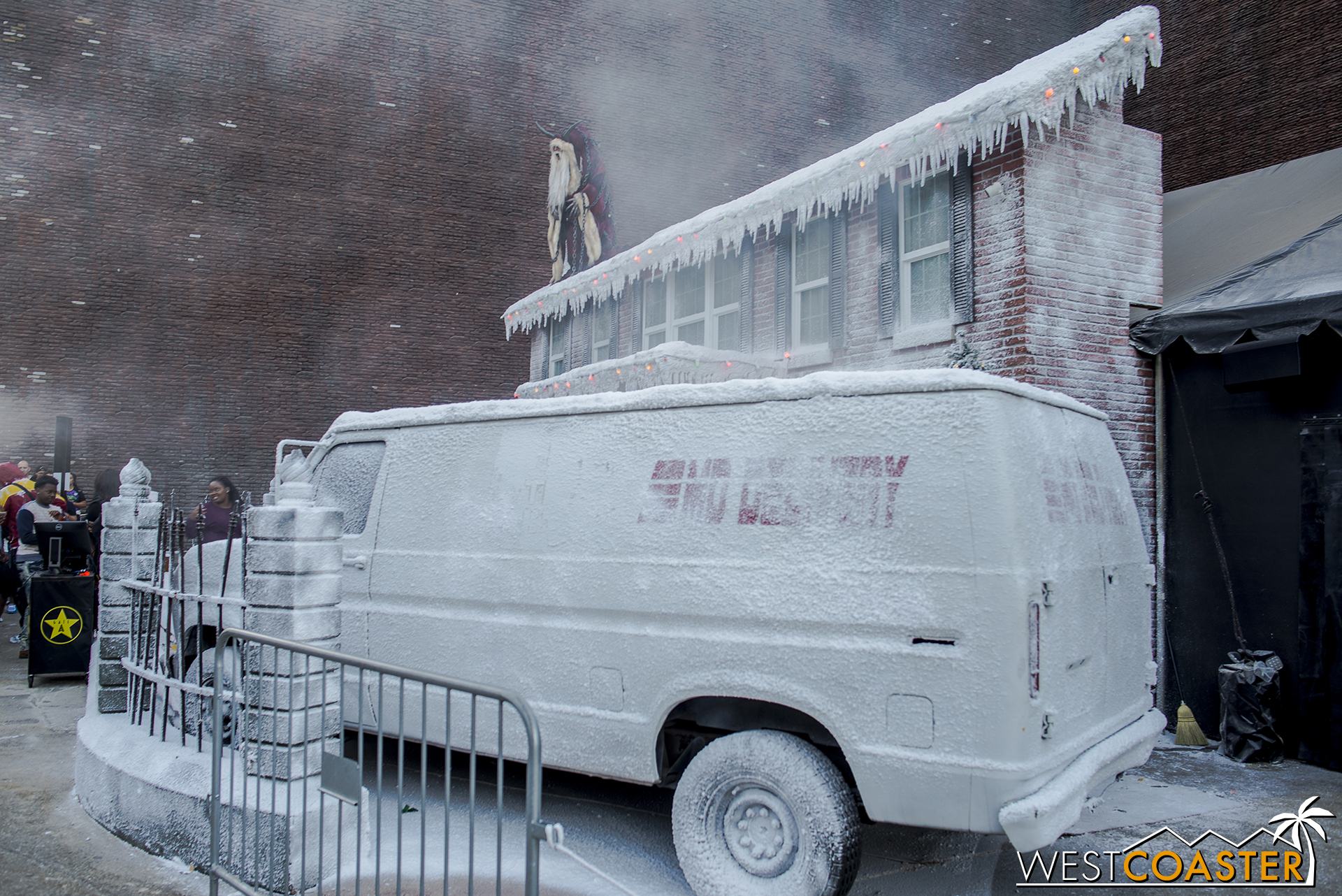  Krampus features a chilly setting recreating the house in which the movie primarily takes place. 