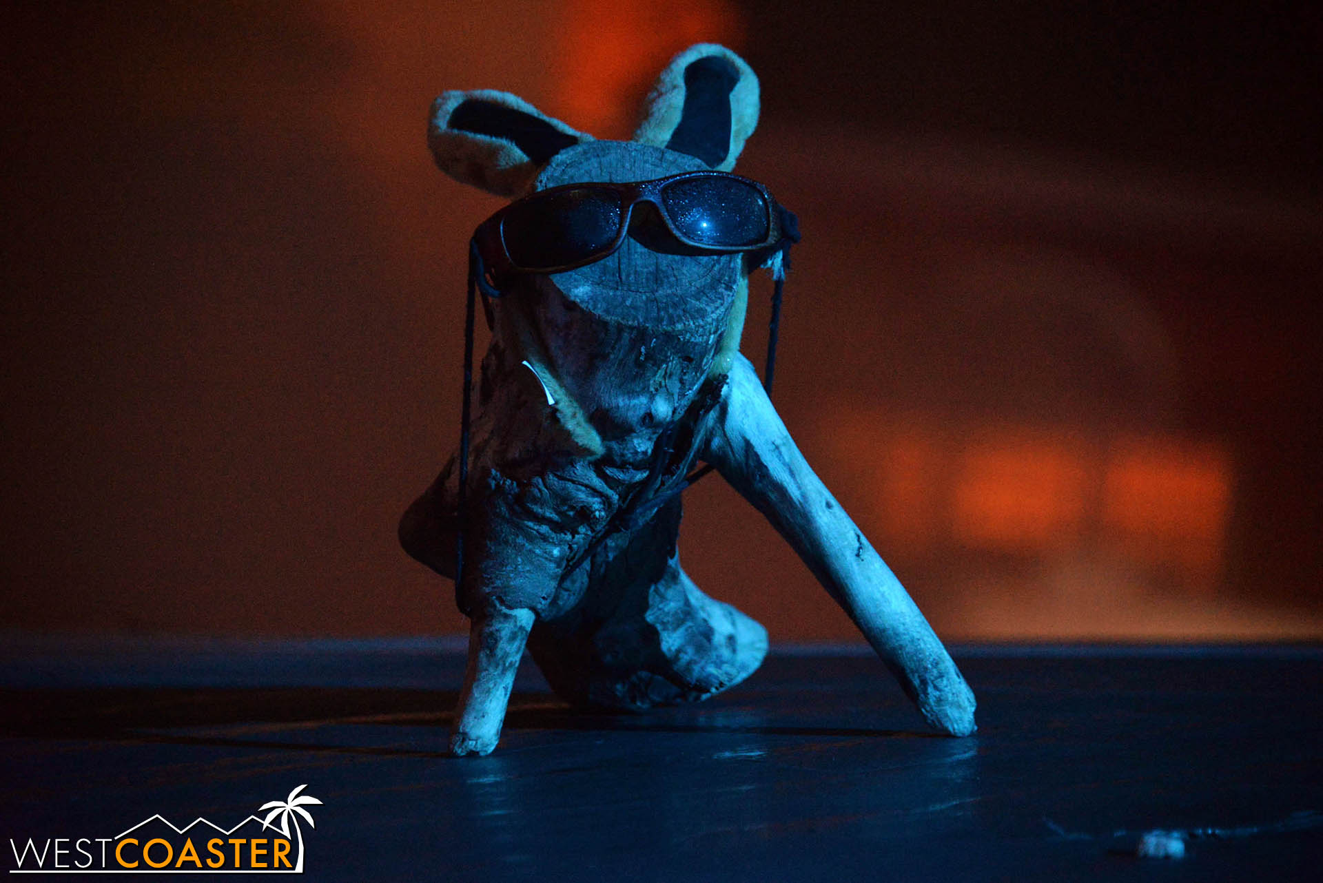 Log Bunny!! Unofficial mascot of Horror Nights. Sure, it's a poor man's Spooky Catawampus, but we still appreciate it so.