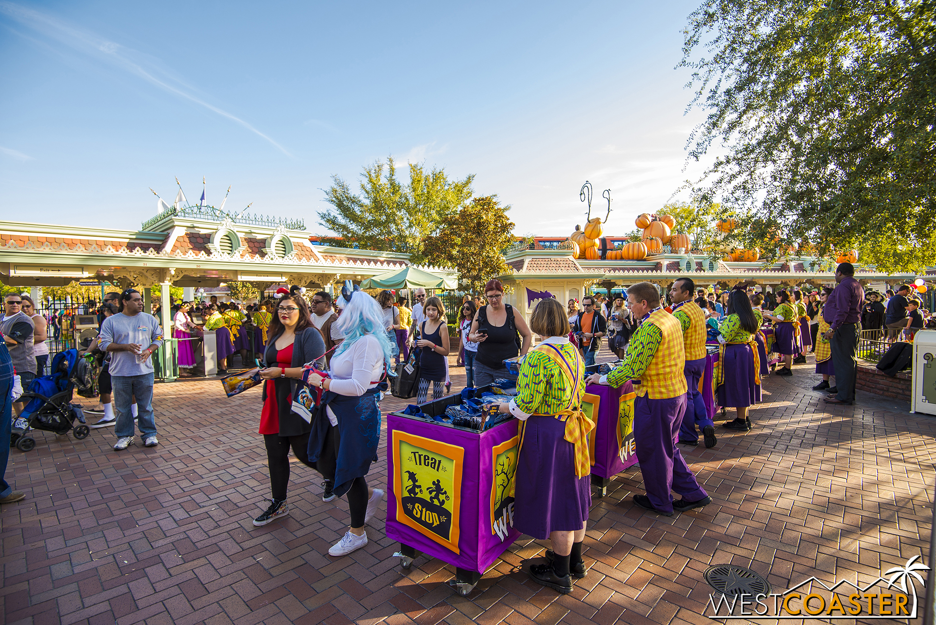  Mickey's Halloween Party goers get souvenir trick or treat bags. 