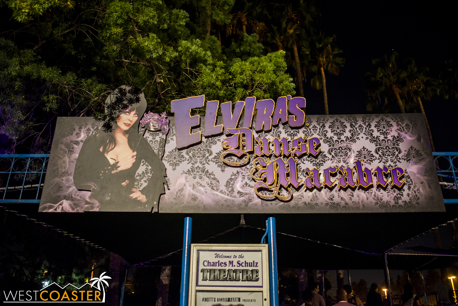  Welcome to Elvira's third year back at Knott's Scary Farm! 