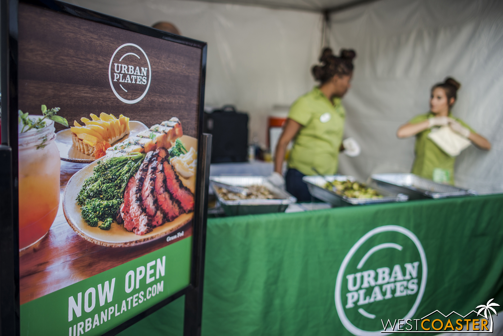  Urban Plates has recently opened up a location nearby and was giving out samples of some of its healthy-minded offerings. 
