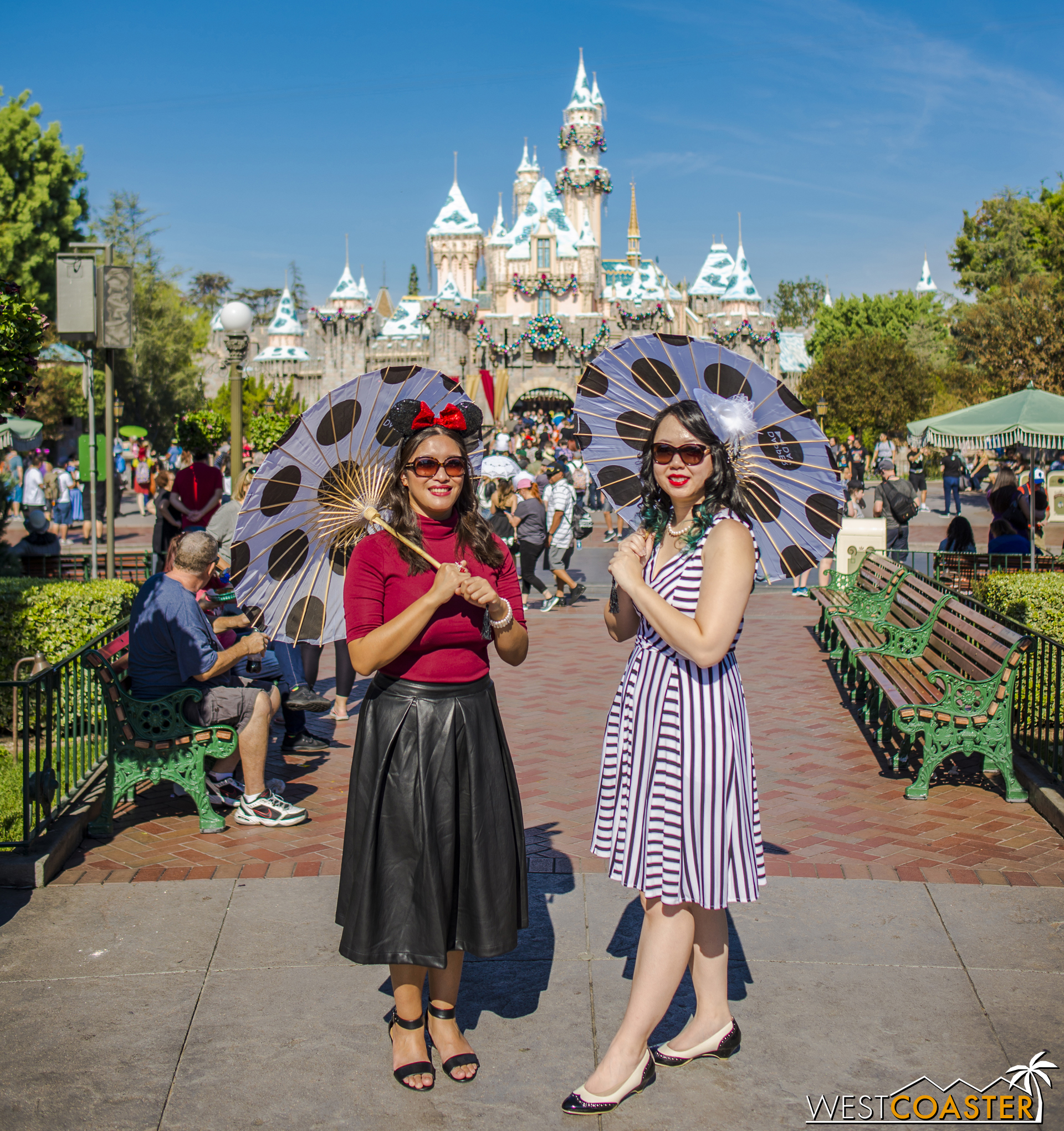  Parasols are another common sight at Dapper Day. 