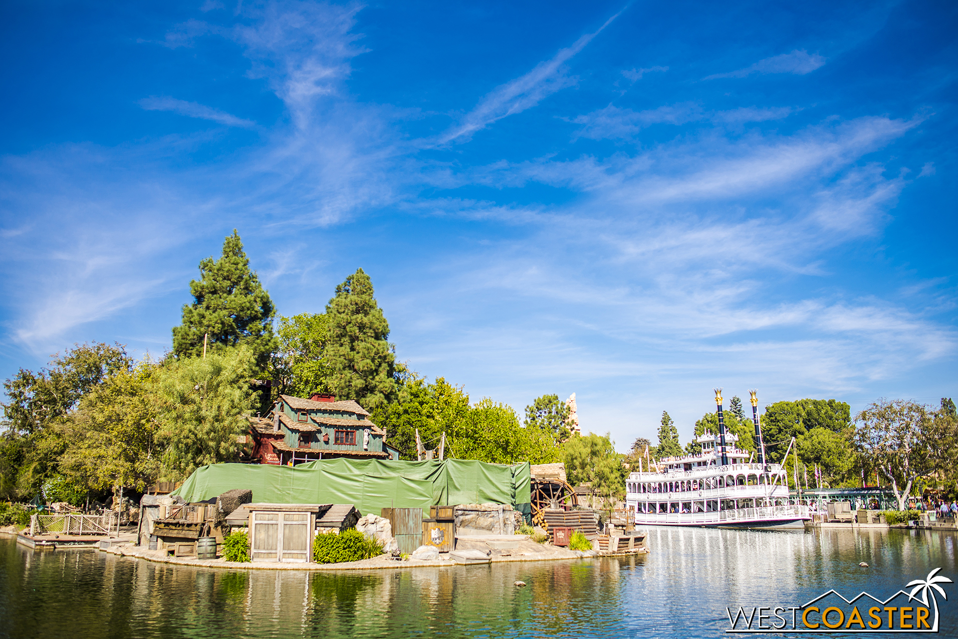  Work is ongoing around the FANTASMIC stage area of the island. 