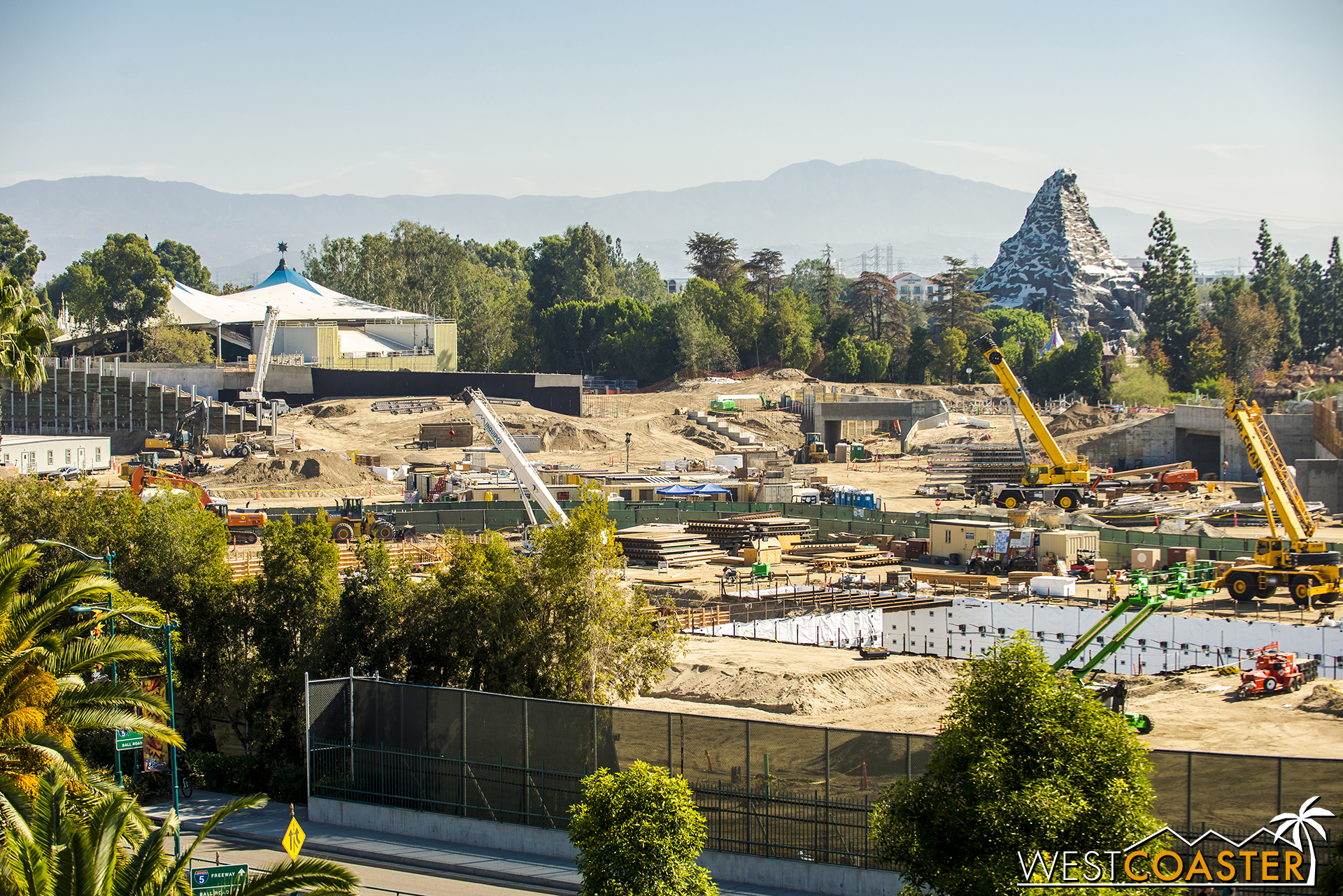  Zooming out another time, we also see that giganto-pit has been progressing. 