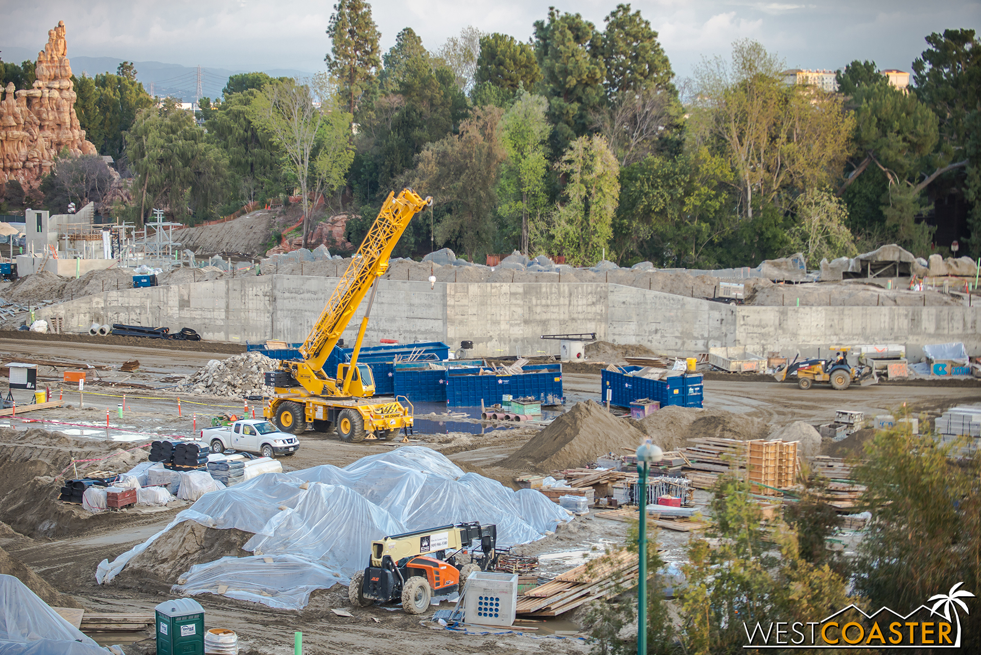  This is the future home of "Star Wars" Land's upcoming premiere E-Ticket attraction that will contain the latest in state of the art technology and combine the best of Disney's and the theme park industry's ride advancements. 