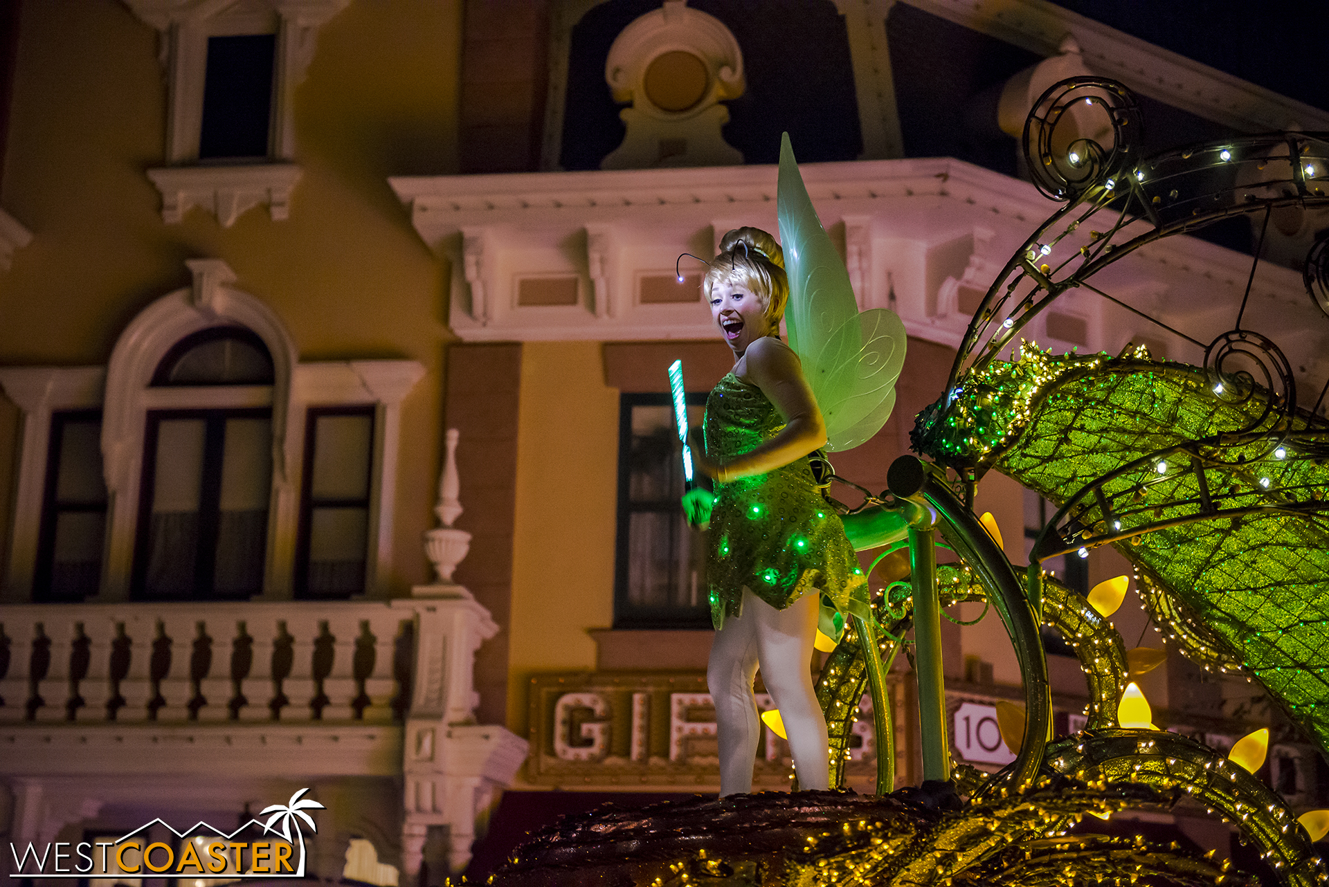 You can see a difference between this one and the older, more original floats.