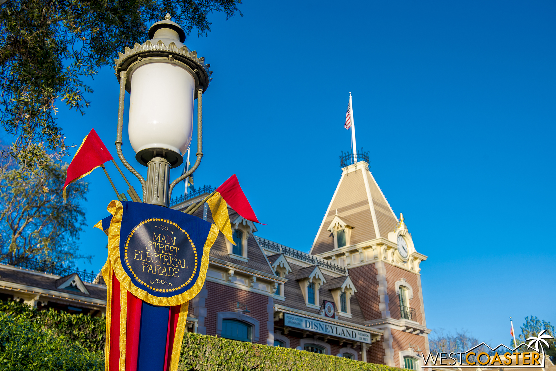 Indications of the classic parade are inside the park too!