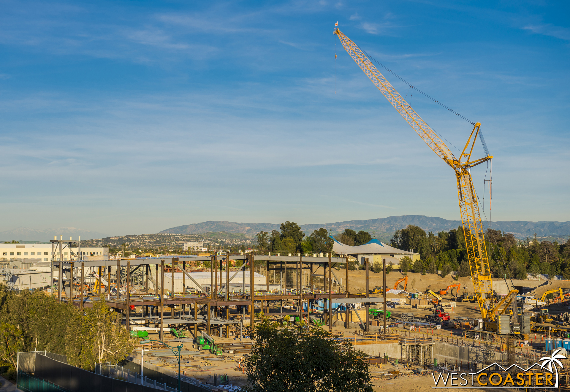 Here you can see the subtle advance of columns and beams in a generally westward direction.