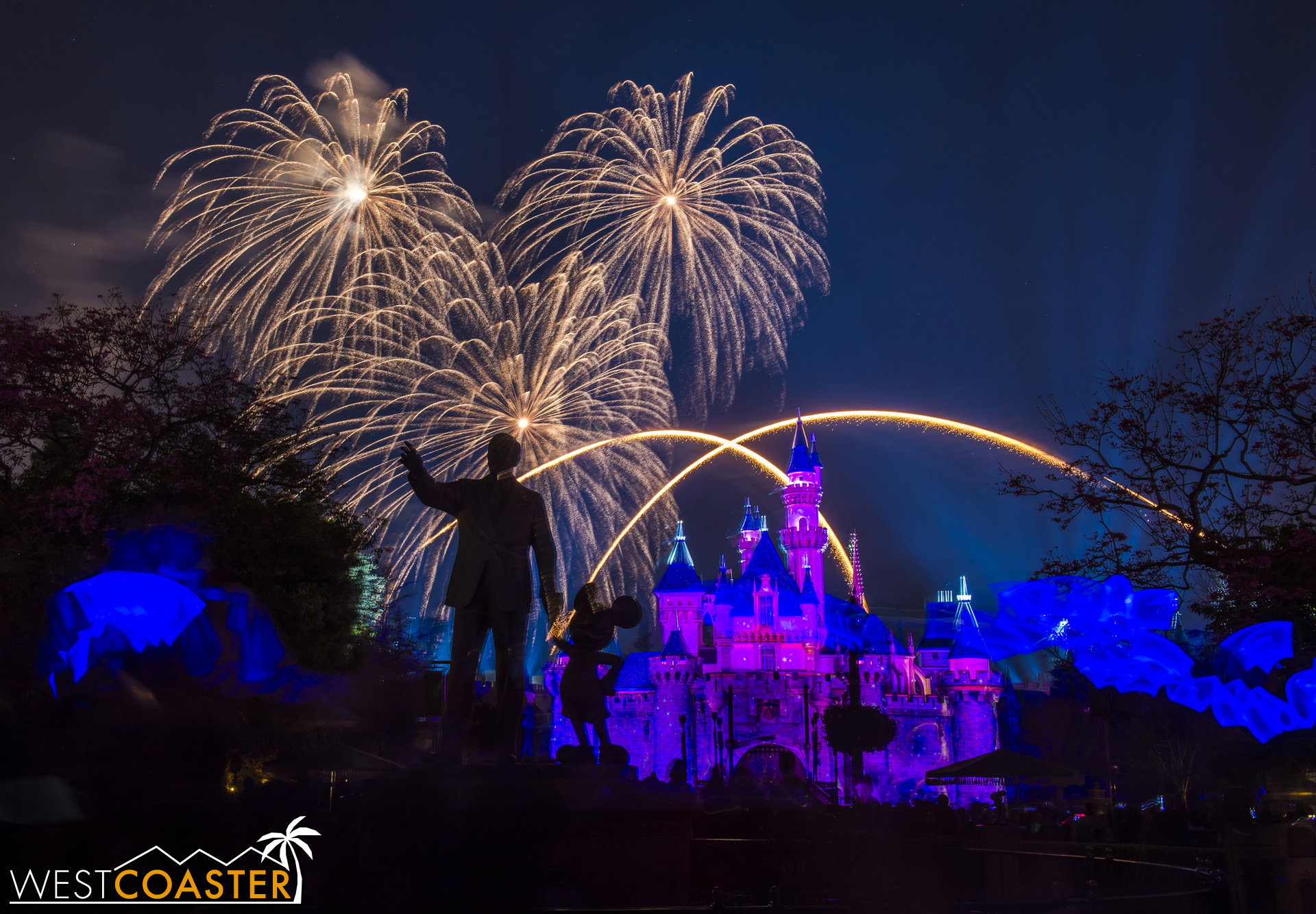 There's a good reason for why it's taken this long to actually post about the return of Remember... the show has been cancelled due to "winds at higher elevations" the past several visits I've made.