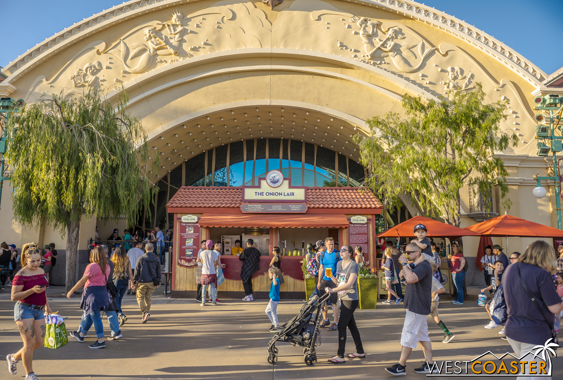  It certainly changes the complexion of this part of California Adventure! 