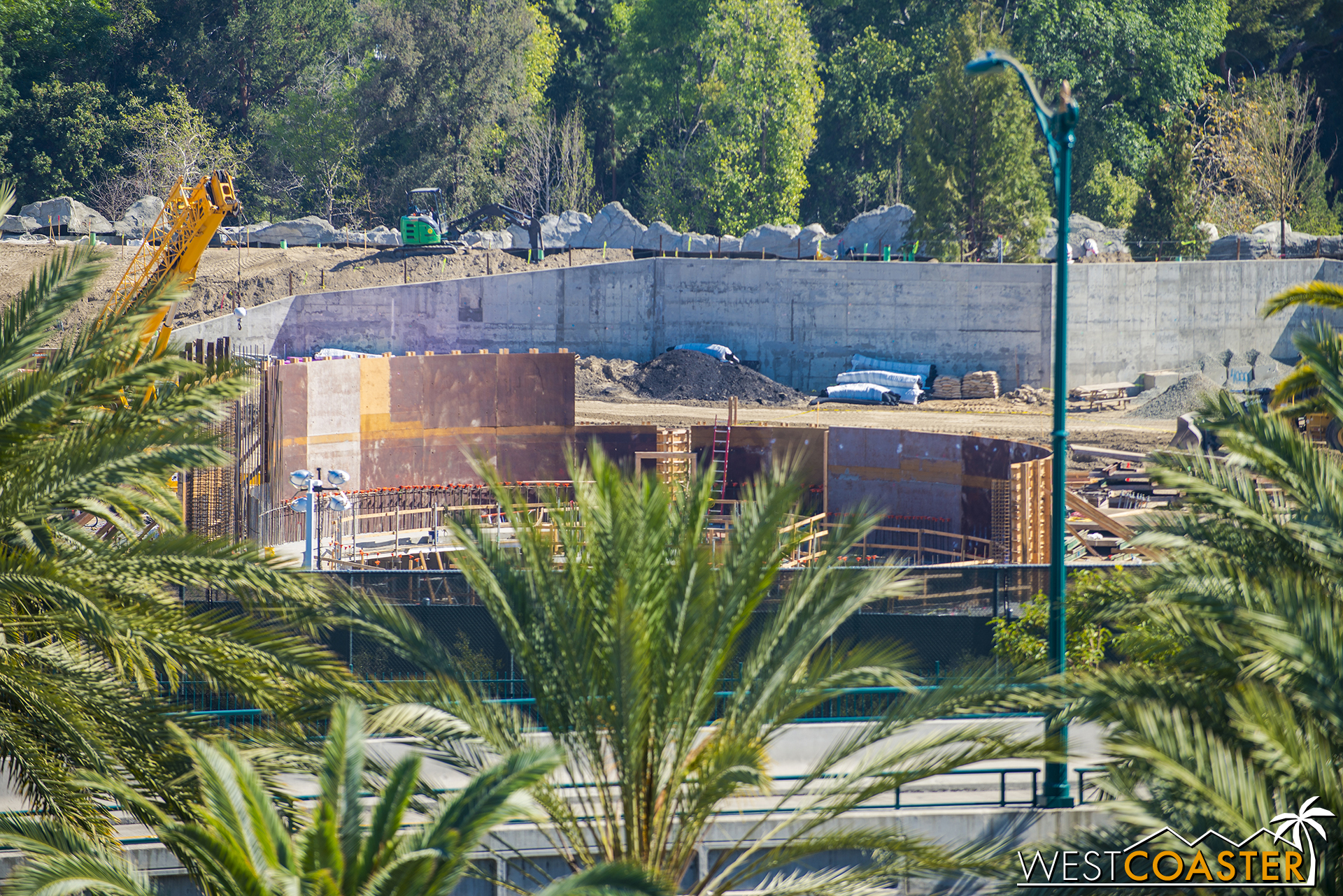 That circular pit is no longer a pit. Instead, it's gone vertical above the ground!